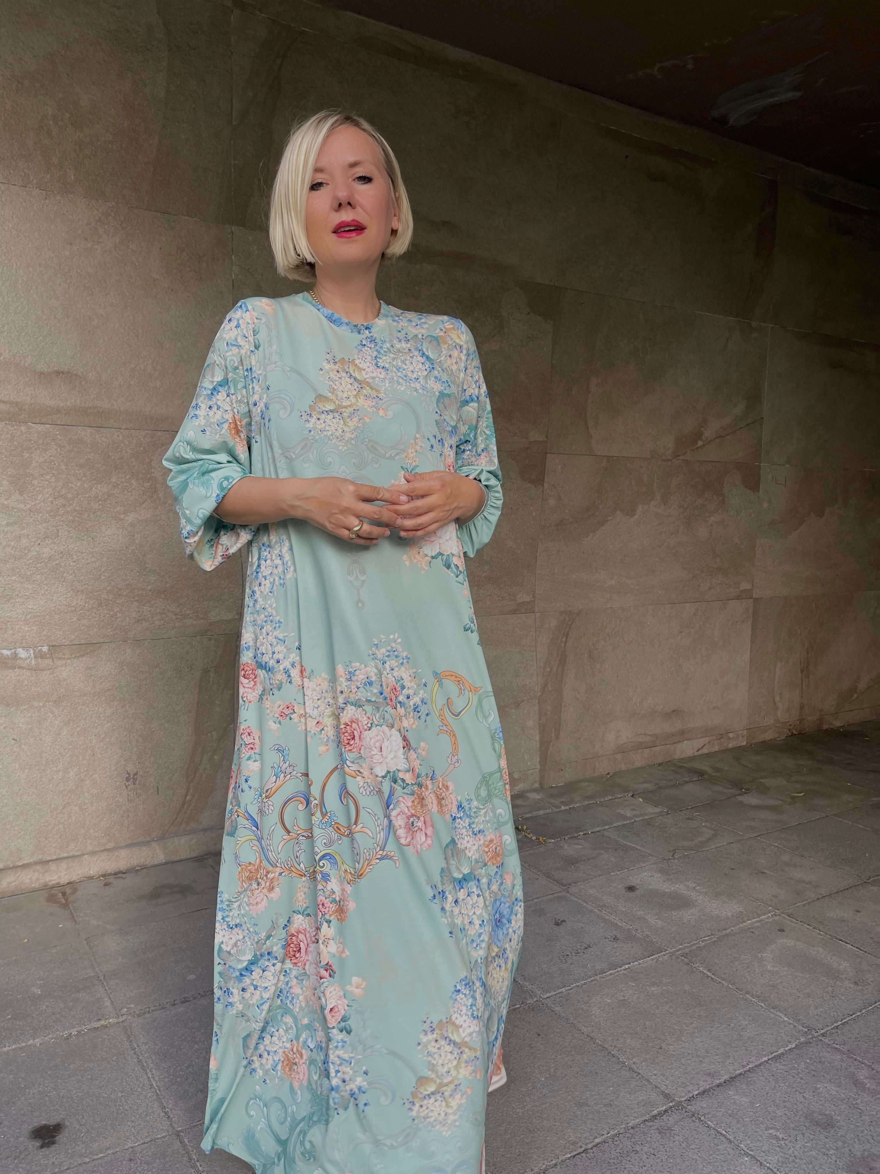 JARSE FANTASTİK ALPHABT DESENLİ A FORM ELBİSE