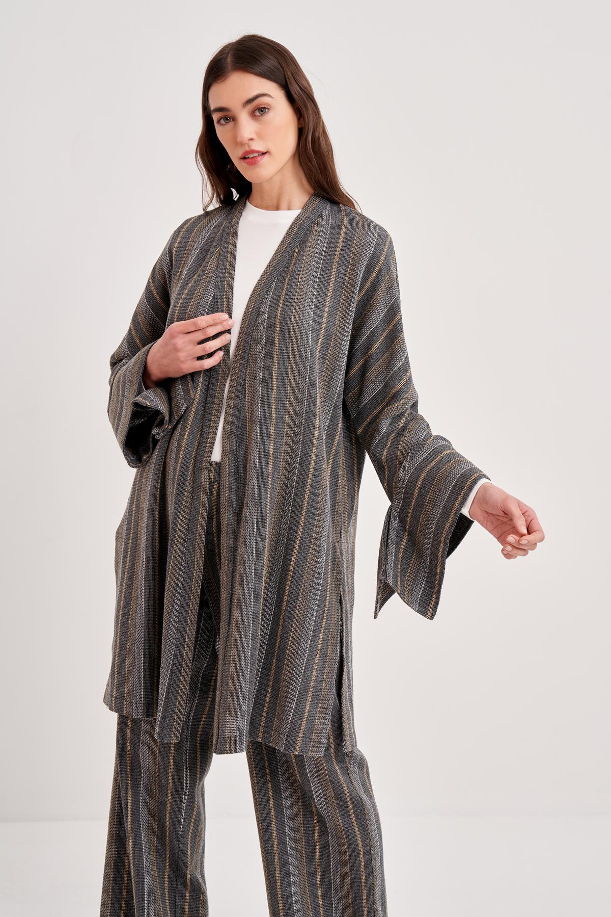 KALIN ÇİZGİLİ KETEN KISA KİMONO