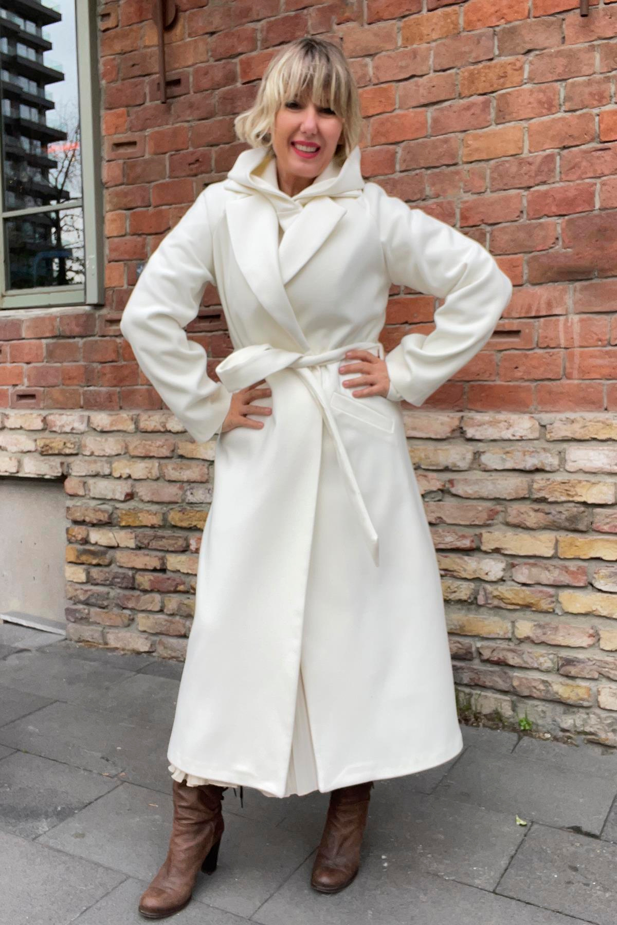 KAŞE DESENLİ ASTARLI KEMERLİ KABAN