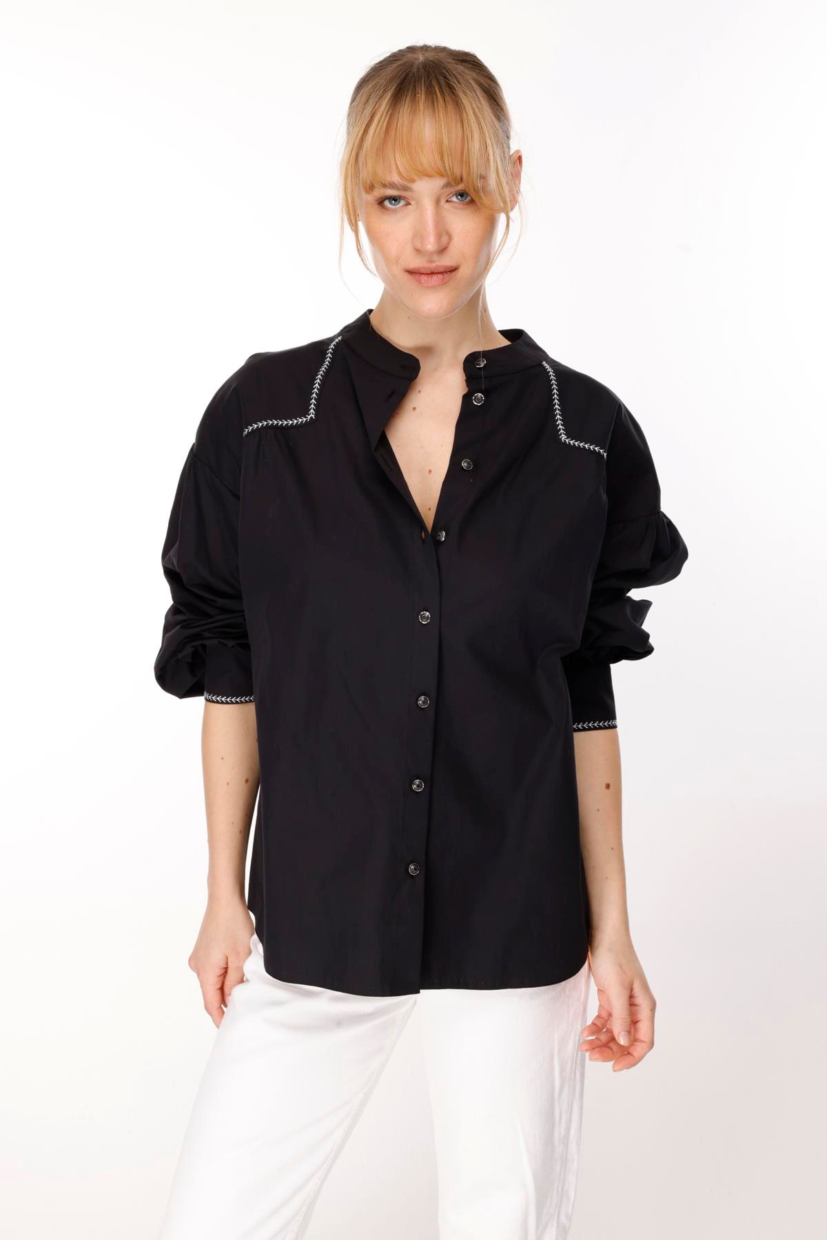 POPLİN KROŞETALI HAKİM YAKALI GÖMLEK