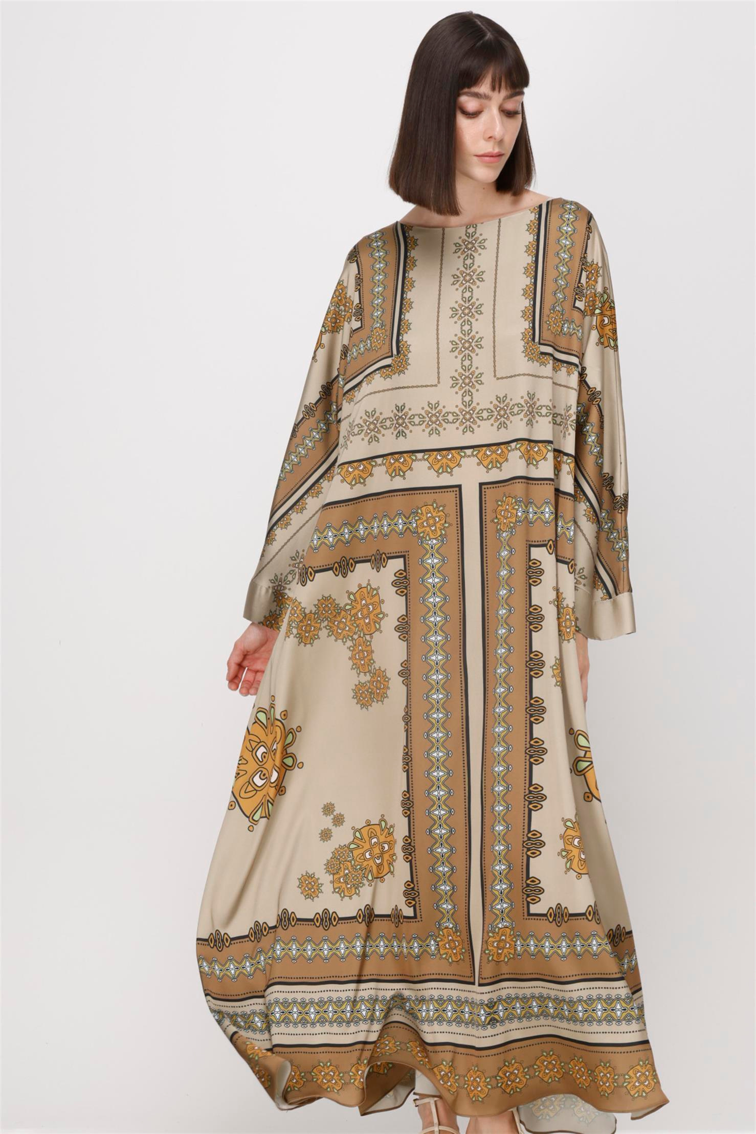 SATEN KUMAŞ EŞARP PANO DESEN BASKI UZUN ELBİSE