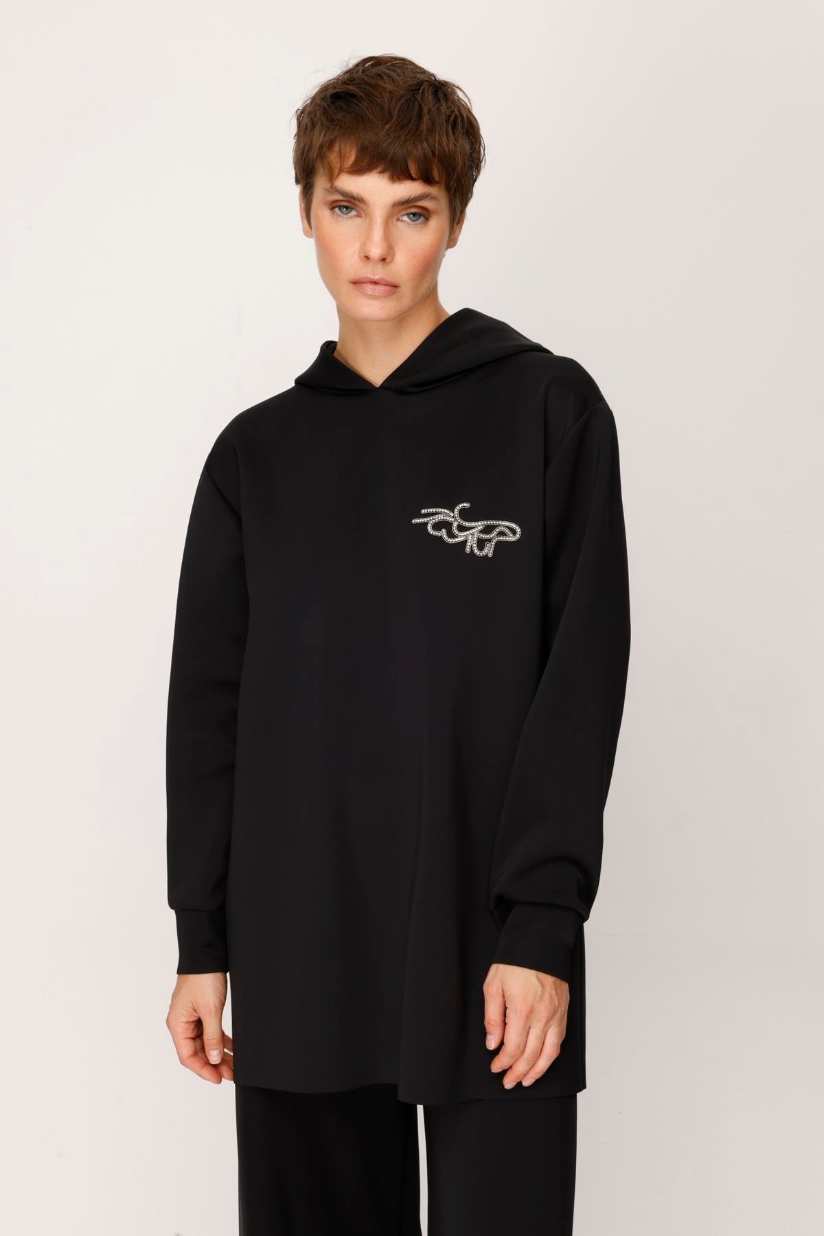 SCUBA KAPŞONLU İŞLEMELİ SWEATSHİRT