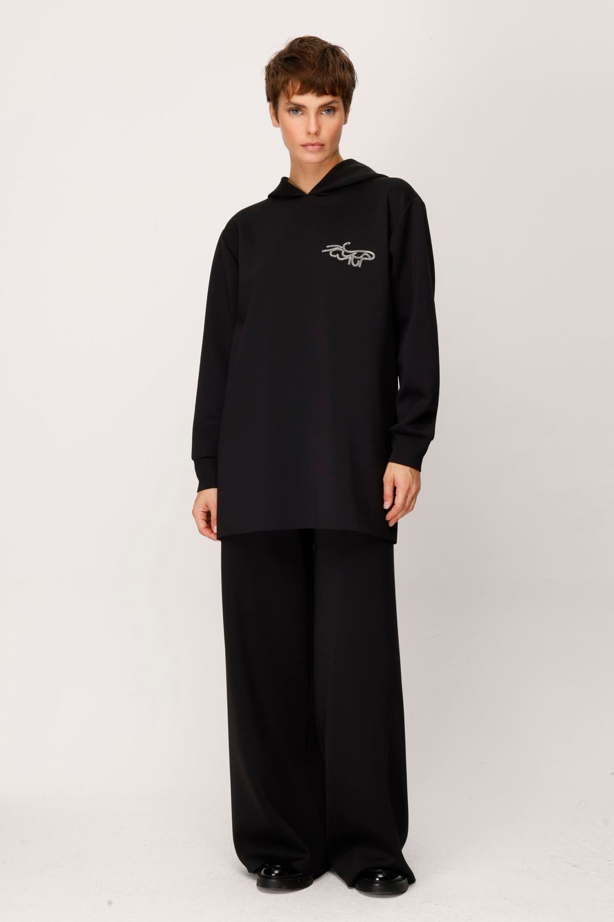 SCUBA KAPŞONLU İŞLEMELİ SWEATSHİRT