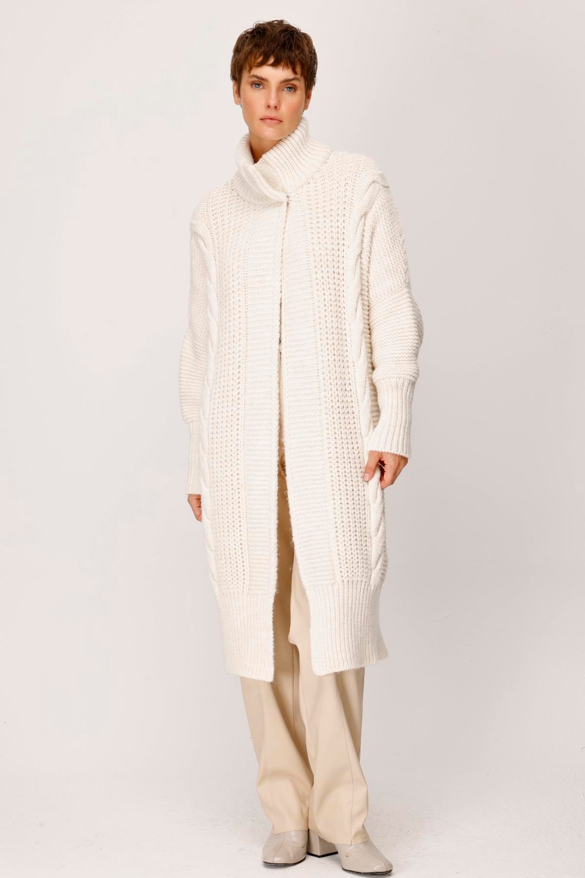 TRİKO YARASA KOL HAKİM YAKA SAÇ ÖRGÜLÜ HIRKA