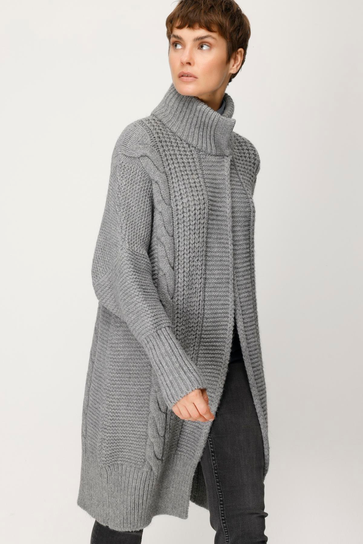 TRİKO YARASA KOL HAKİM YAKA SAÇ ÖRGÜLÜ HIRKA