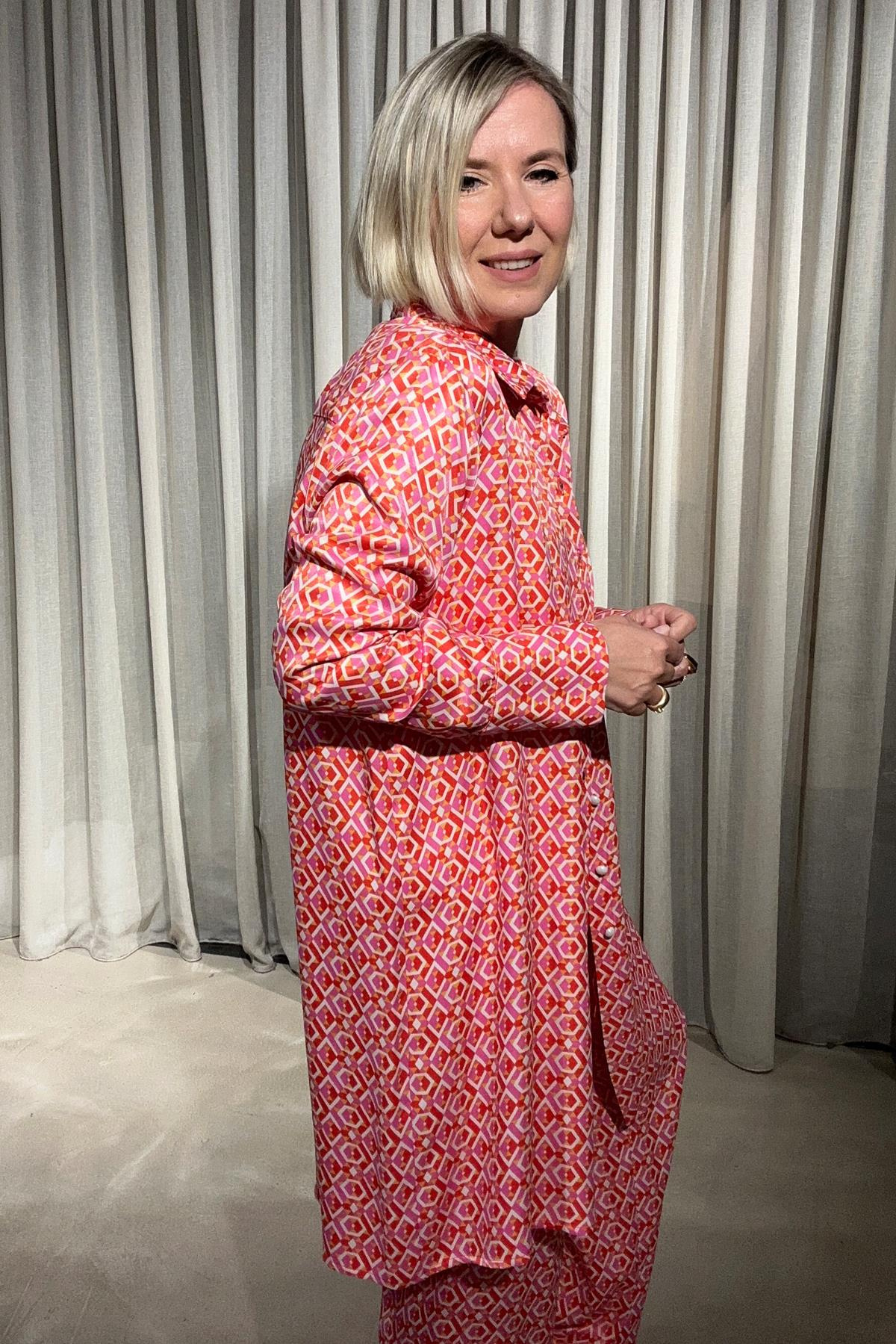 VİSCON SATEN LİTUS ÇİÇEKLİ ŞÖMİZİYE YAKA GÖMLEK