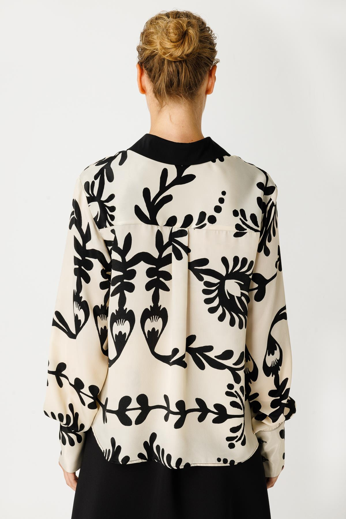 VİSKON SATEN LİTUS ÇİÇEKLİ ŞÖMİZİYE YAKA GÖMLEK