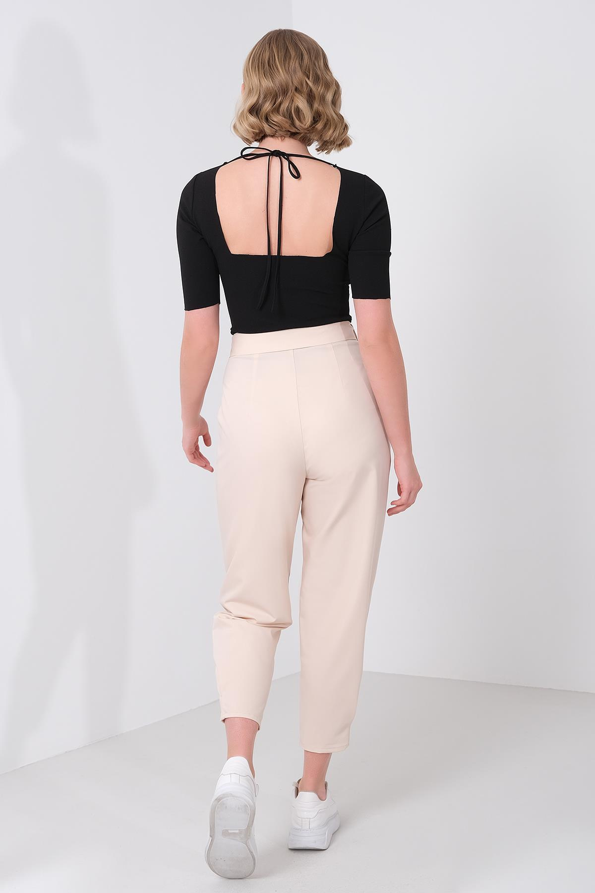 Beli Kuşaklı Pantolon
