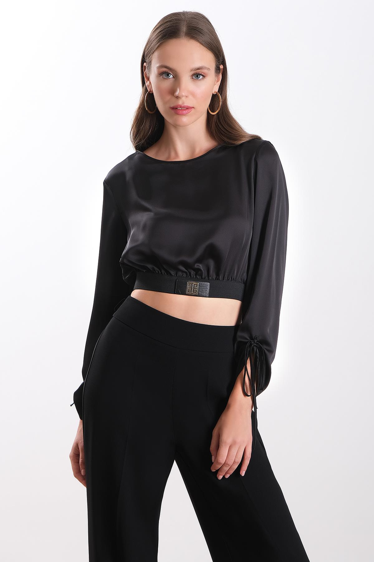 Beli Lastikli Saten Crop Bluz