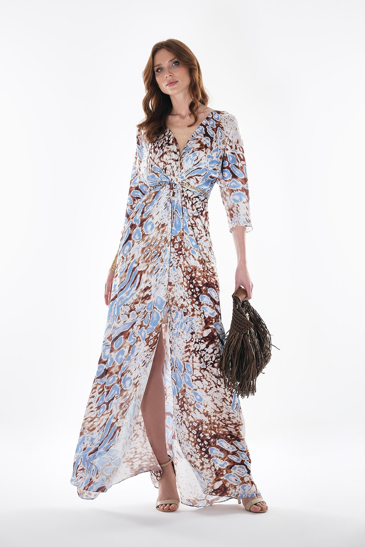 Büyük Beden Desenli Saten Zincir Kemerli Yırtmaçlı Yandan Cepli Maksi Boy Elbise