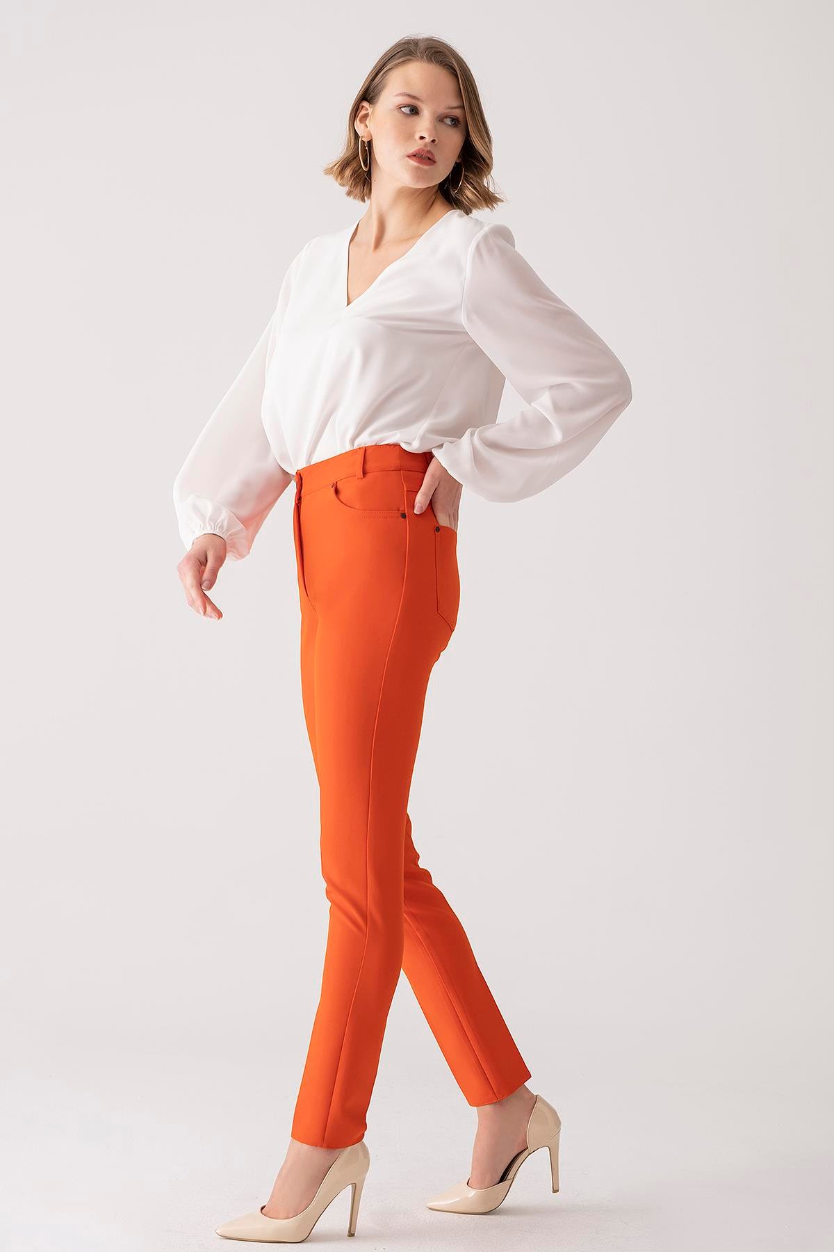 Dar Kesim Yüksek Bel Pantolon