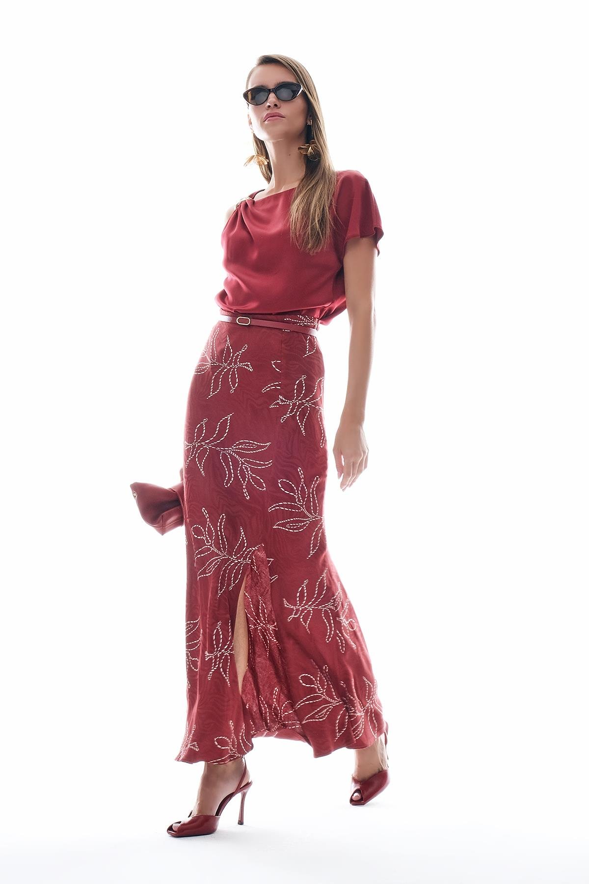 Deri Kemerli Desenli Jakar Midi Etek