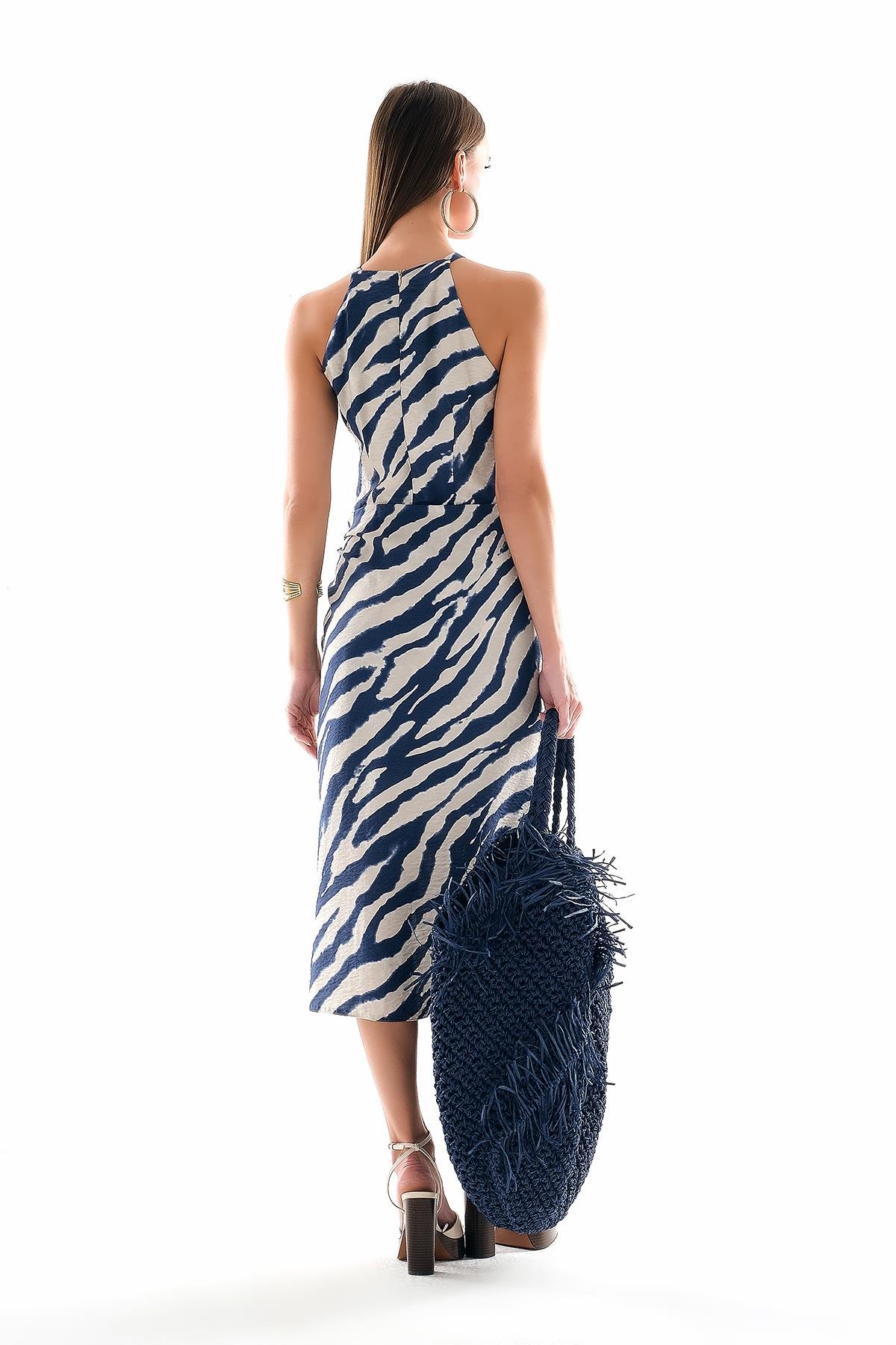 Desenli Halter Yaka Mini Elbise Beli Bağlama Detaylı Pareyo