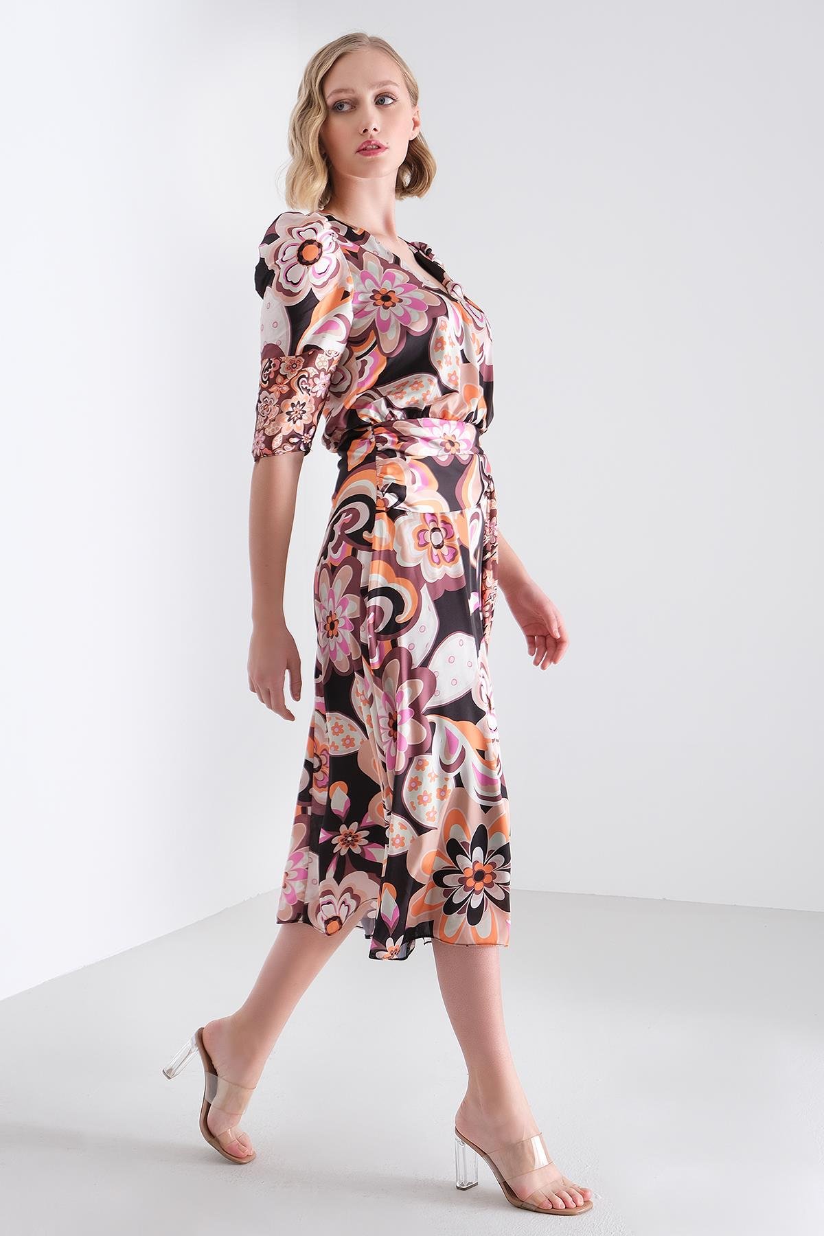 Desenli V Yakalı Saten Midi Boy Elbise