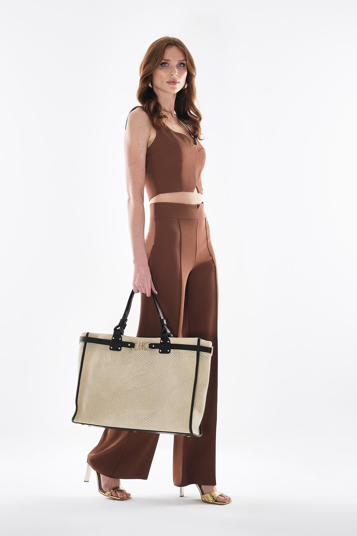 Göğüs Dekolteli Gold Metal Fermuarlı Crop Bluz