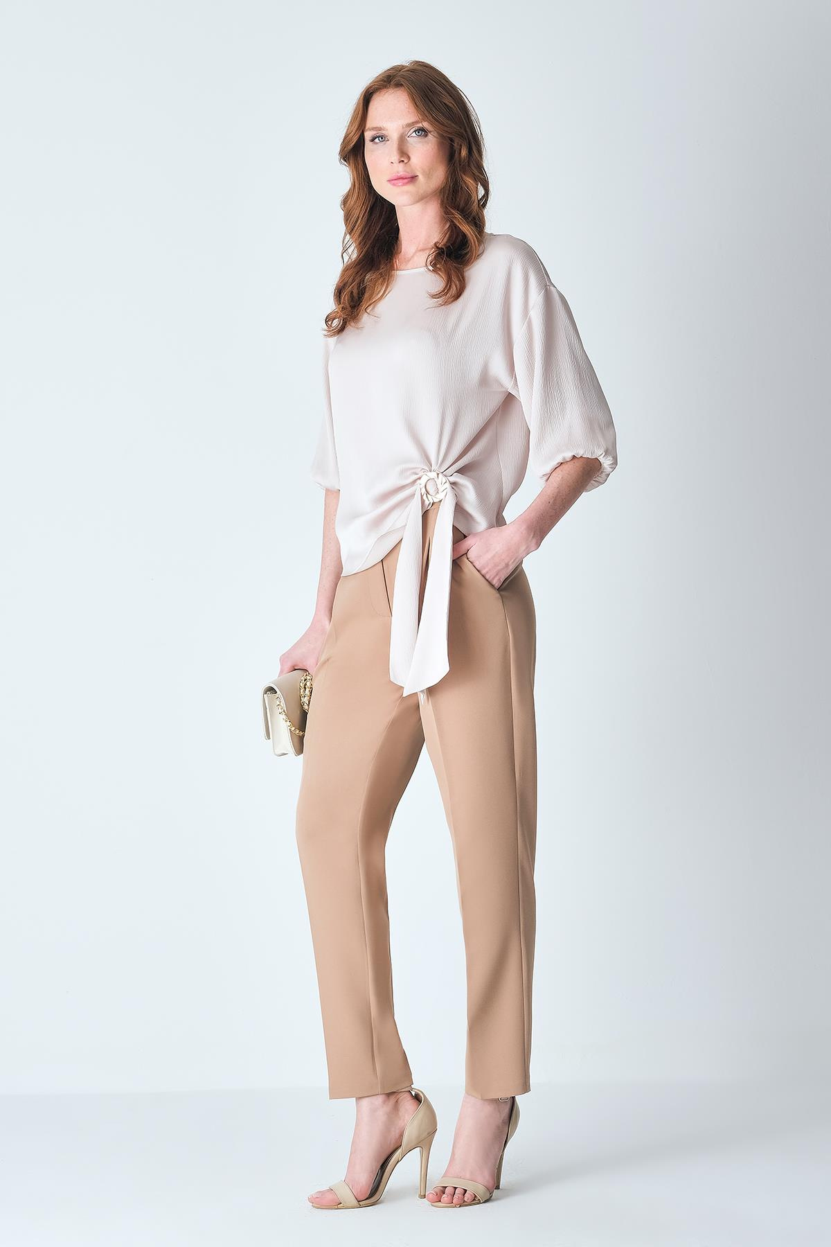 Gold Düğme Detaylı Dar Paça Klasik Pantolon