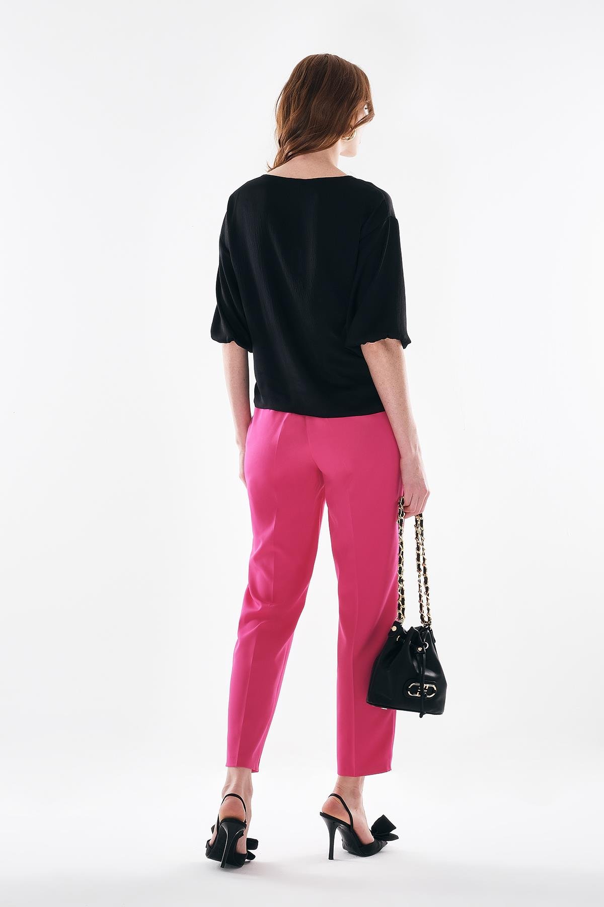 Gold Düğme Detaylı Dar Paça Klasik Pantolon