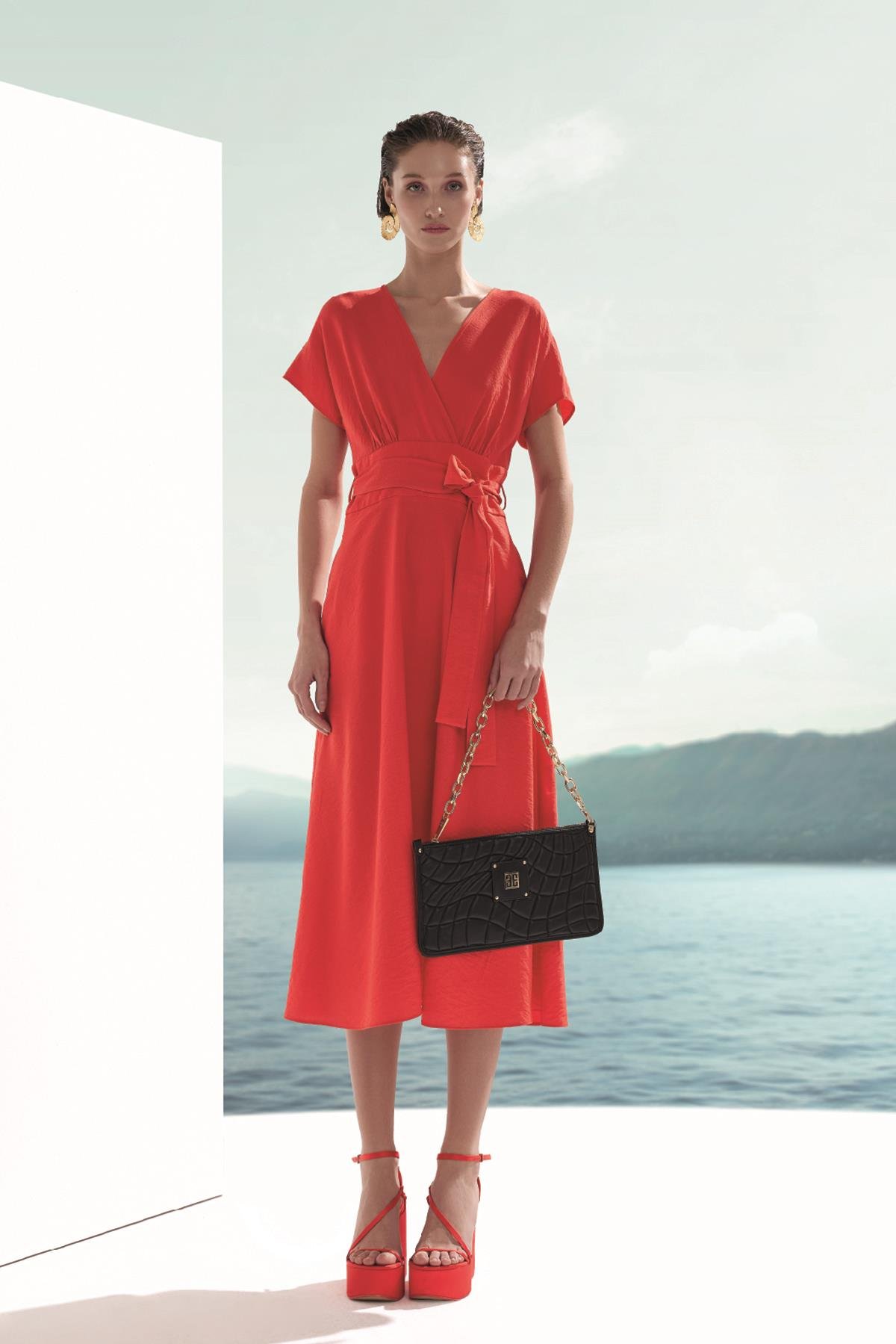 Kapitoneli Puf Şık Kadın Portföy Çanta