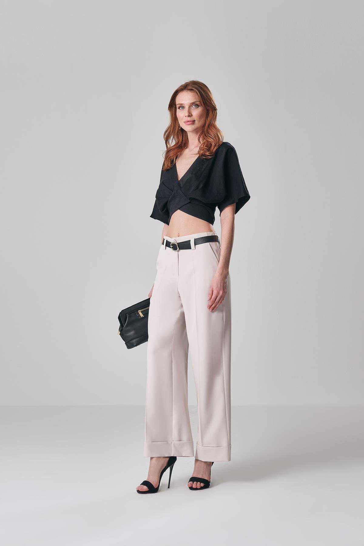 Katlanmış Paçalı Kemerli Pantolon