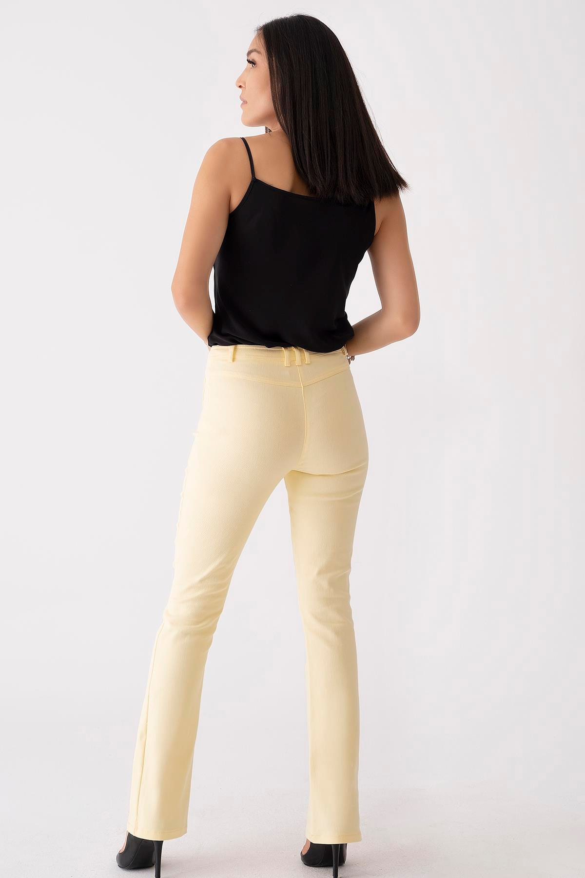 Logolu Cep Detaylı Pantolon