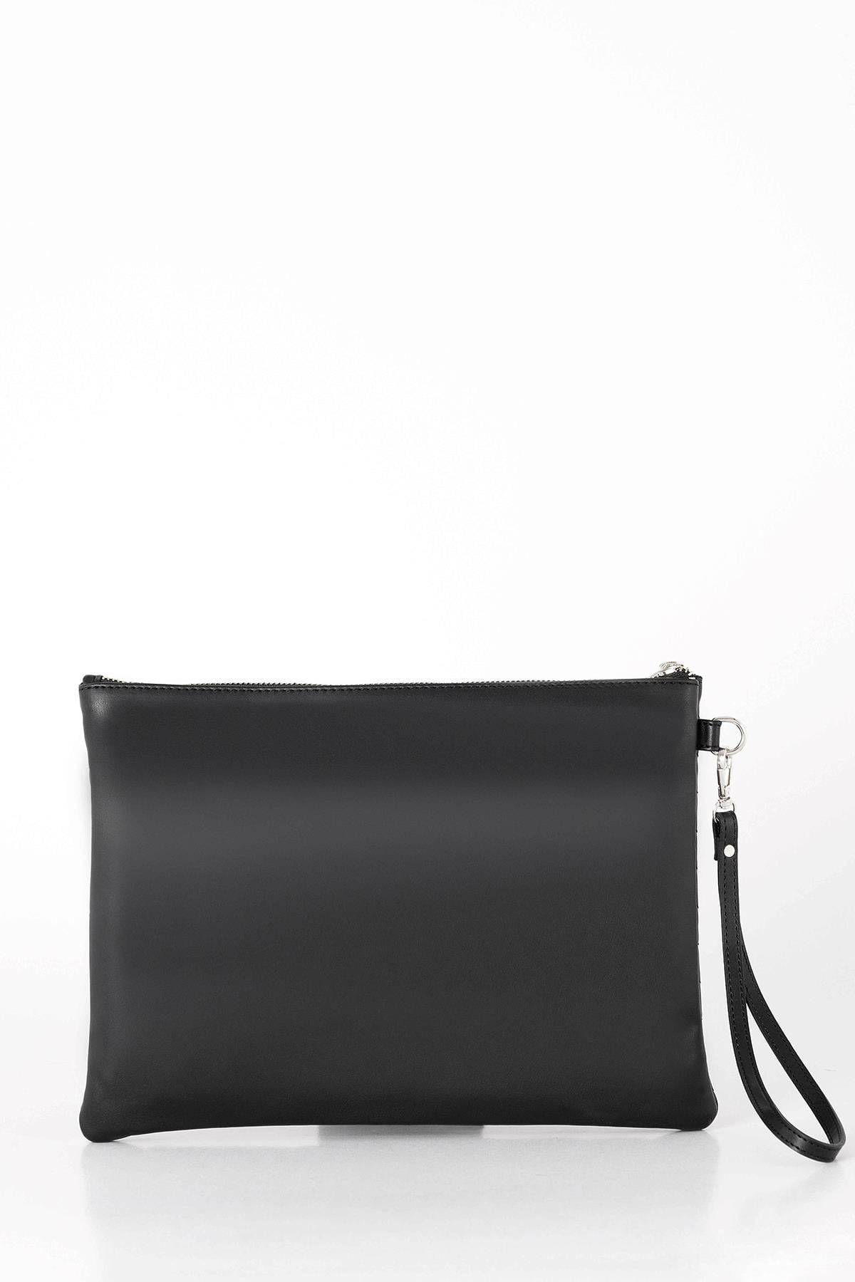 Logolu Kapitone Clutch Çanta