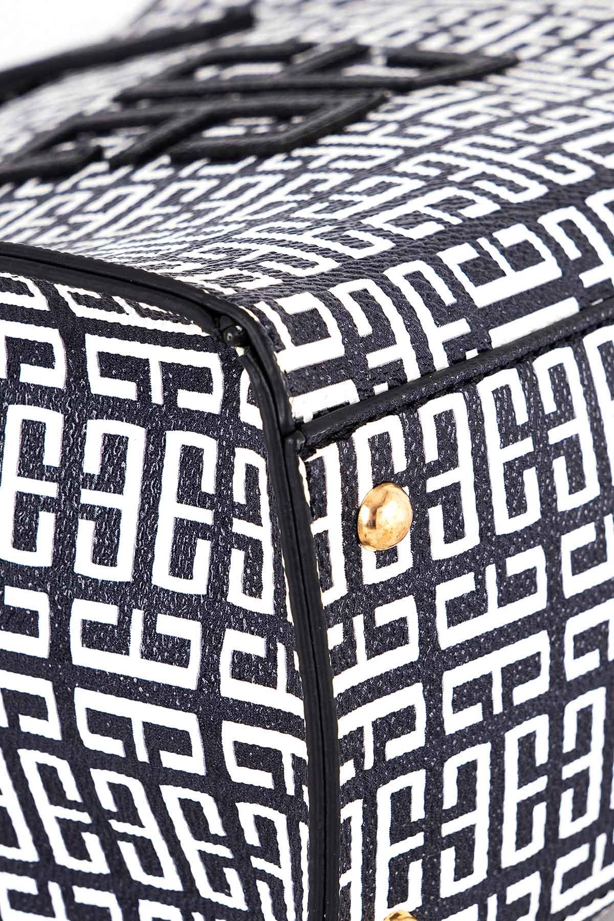 Monogram Desenli Omuz Çantası