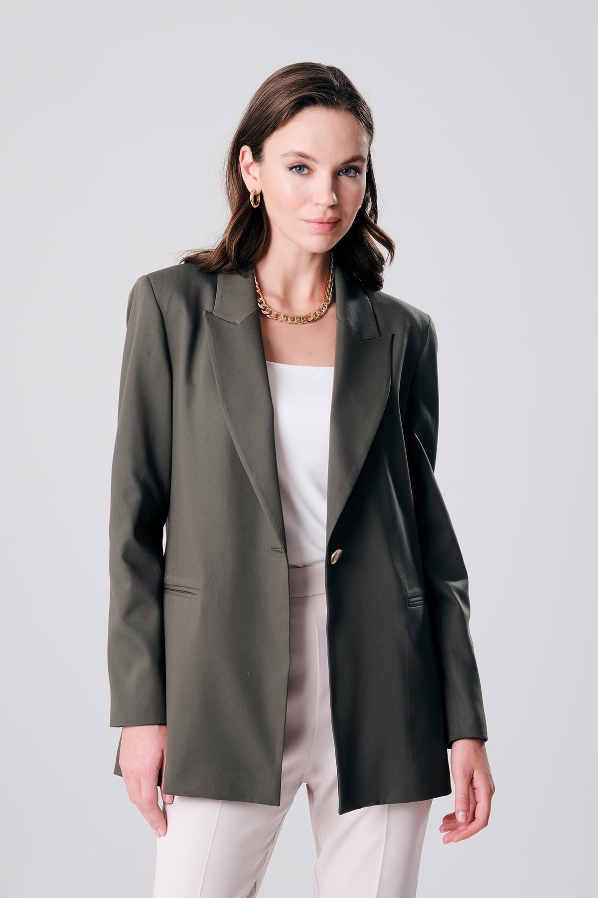 Önü Gold Logo Metal Düğmeli Oversize Ceket