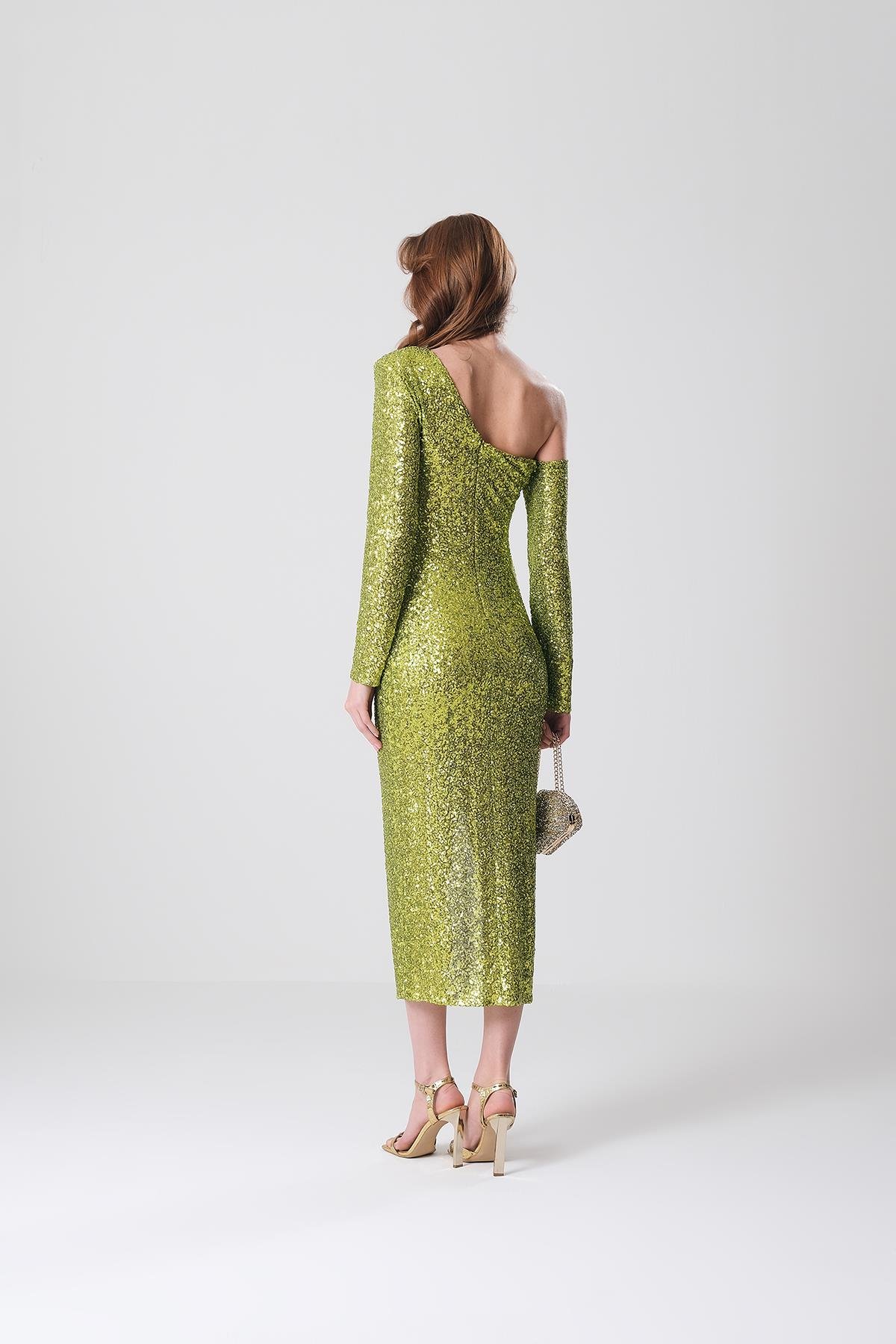 Payet Tek Kollu  Yırtmaçlı Abiye Midi Elbise