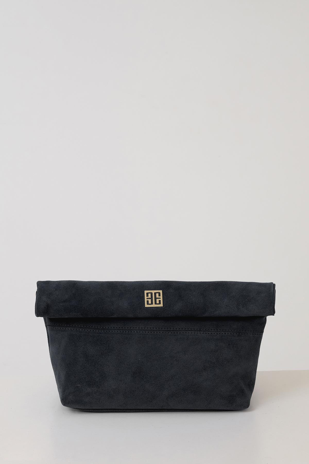 Süet Katlanır Kapamalı Şık Çanta