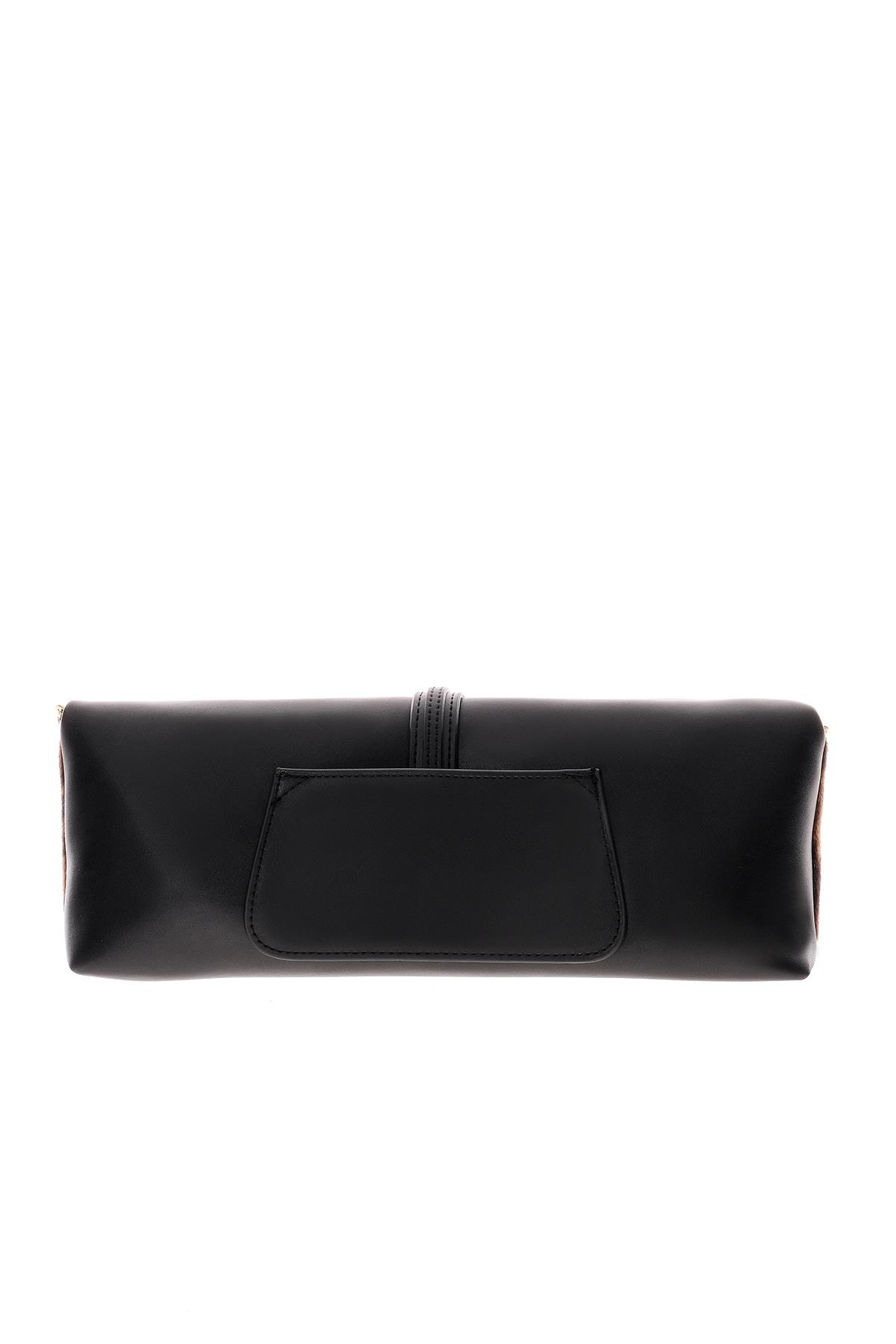 Tay Tüyü Kilit Aksesuarlı Portföy El Çanta