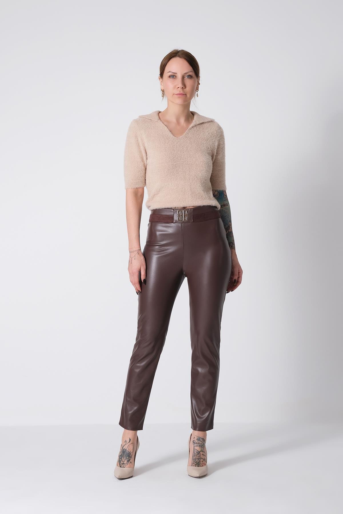 Vegan Deri Gold Metal Logolu Yüksek Bel Pantolon