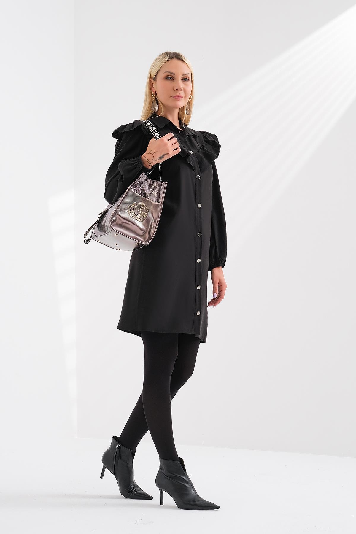 Volan Detaylı Kolu Lastikli Elbise