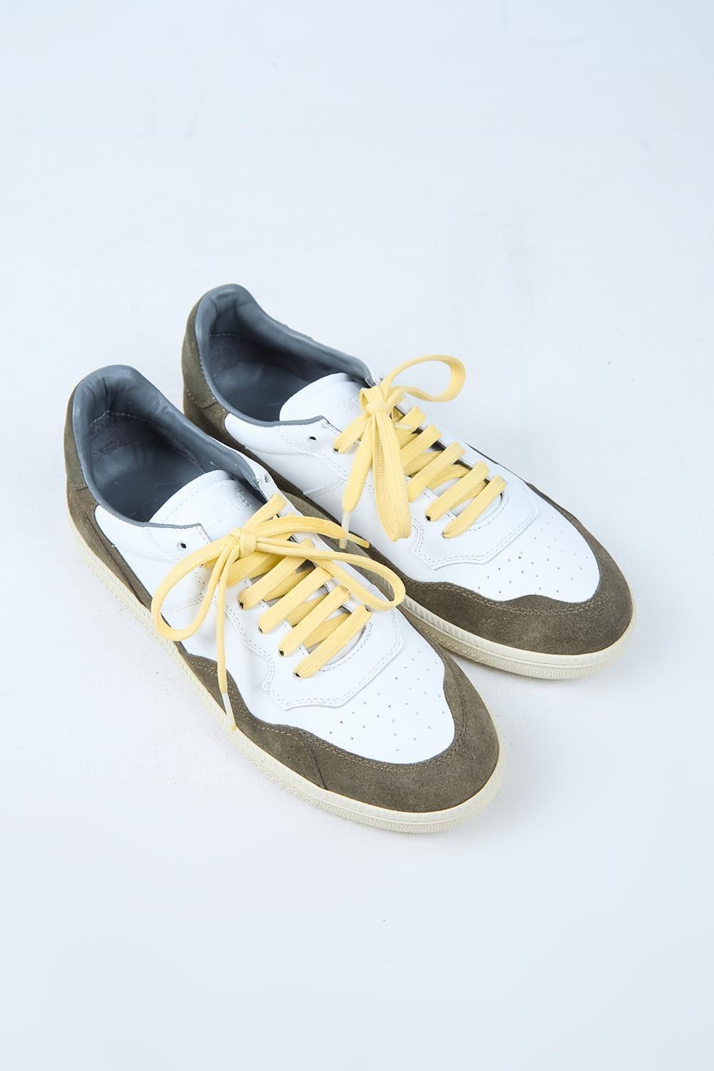 Krahe Artemis Erkek Hakiki Deri El Boyamalı Bağcık Ve İki Yedek Bağcıklı Beyaz-Haki Sneakers