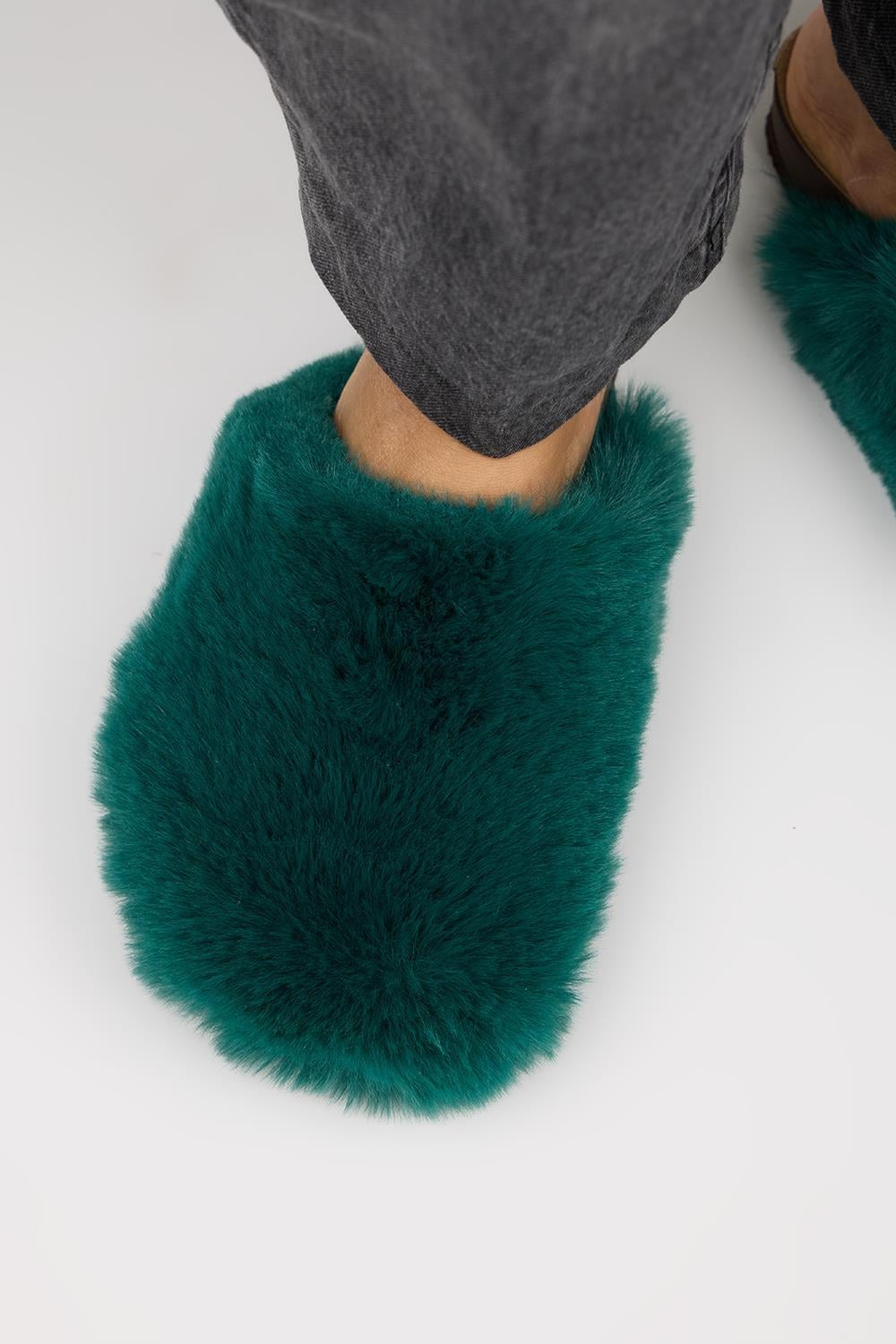 Manijero Gaye Kadın Peluş Düz Yeşil Terlik