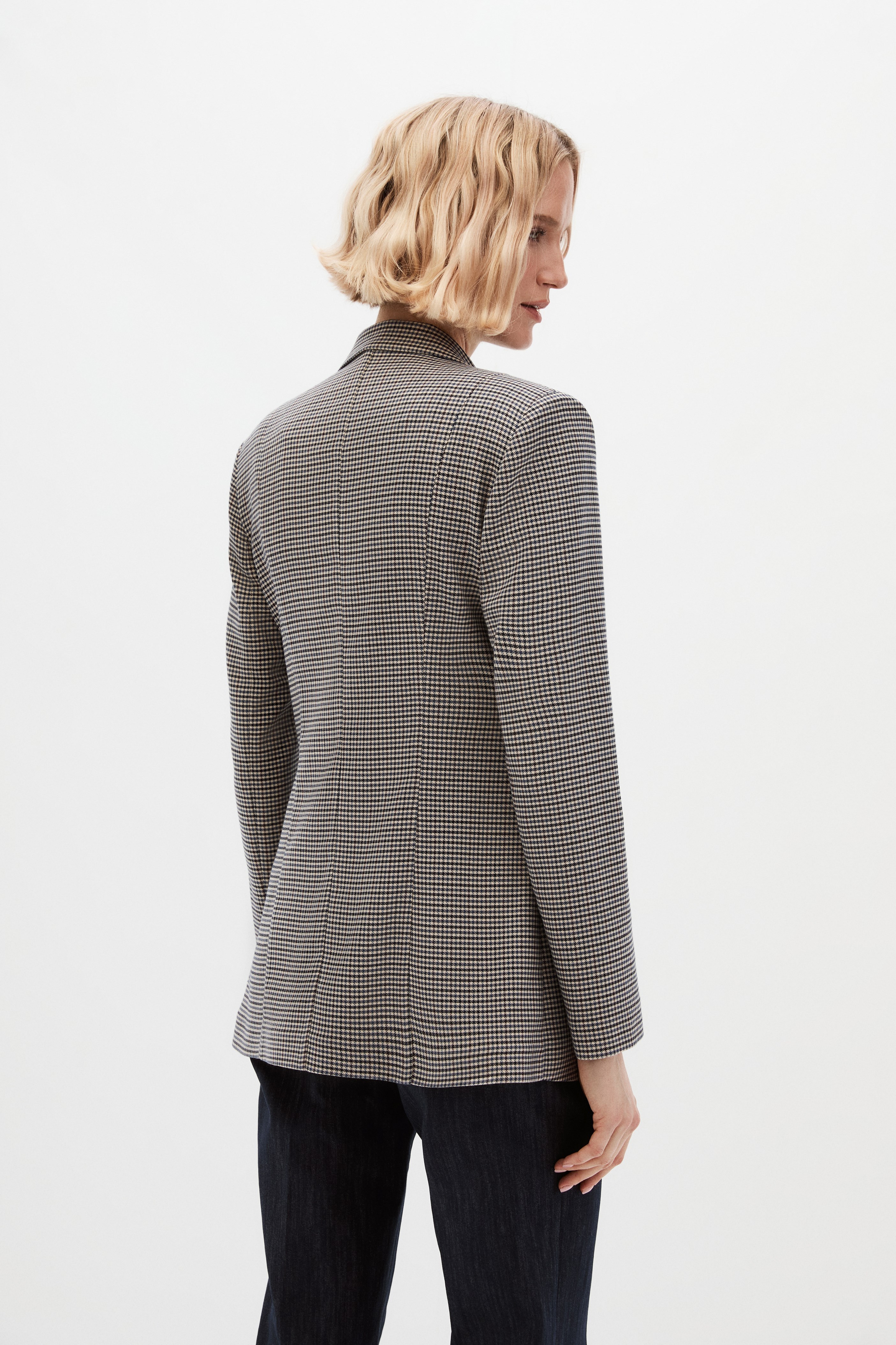 1594-0230 JACKET