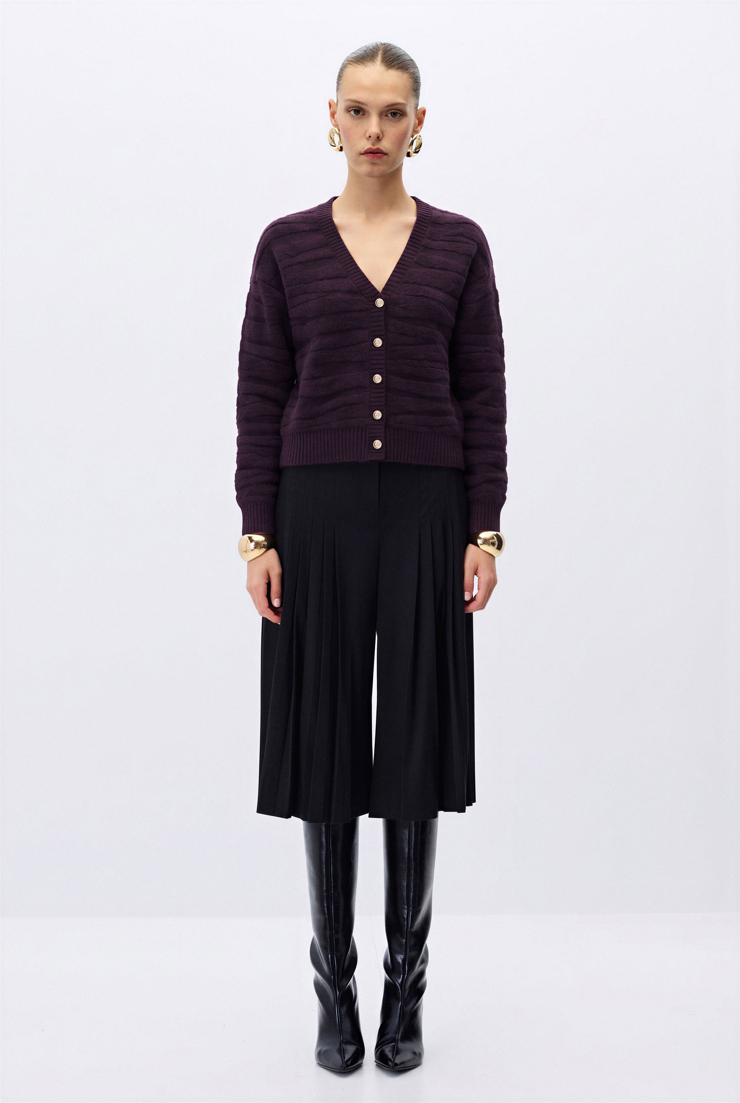 1621-0307 KNITWEAR