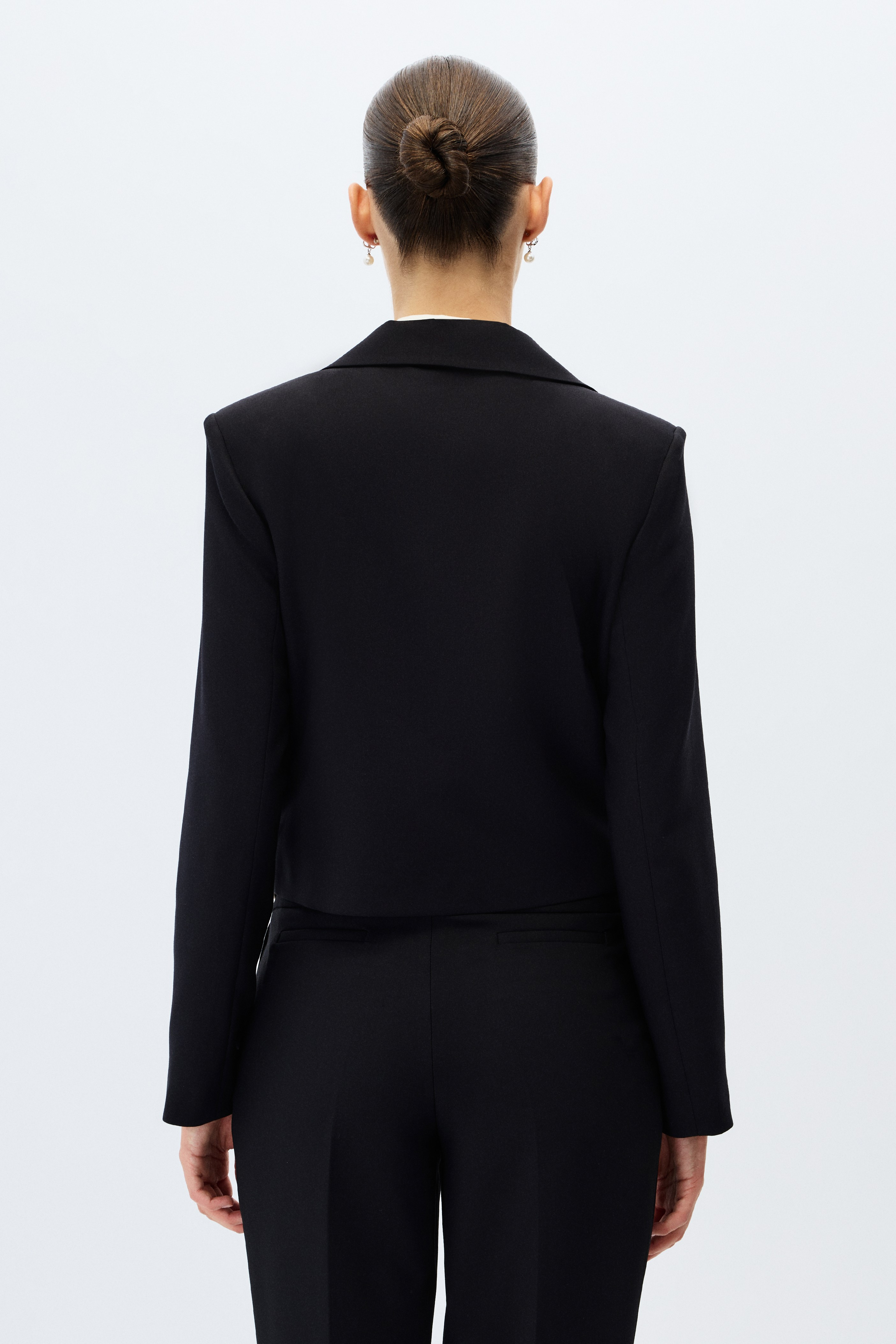 1638-0132 JACKET