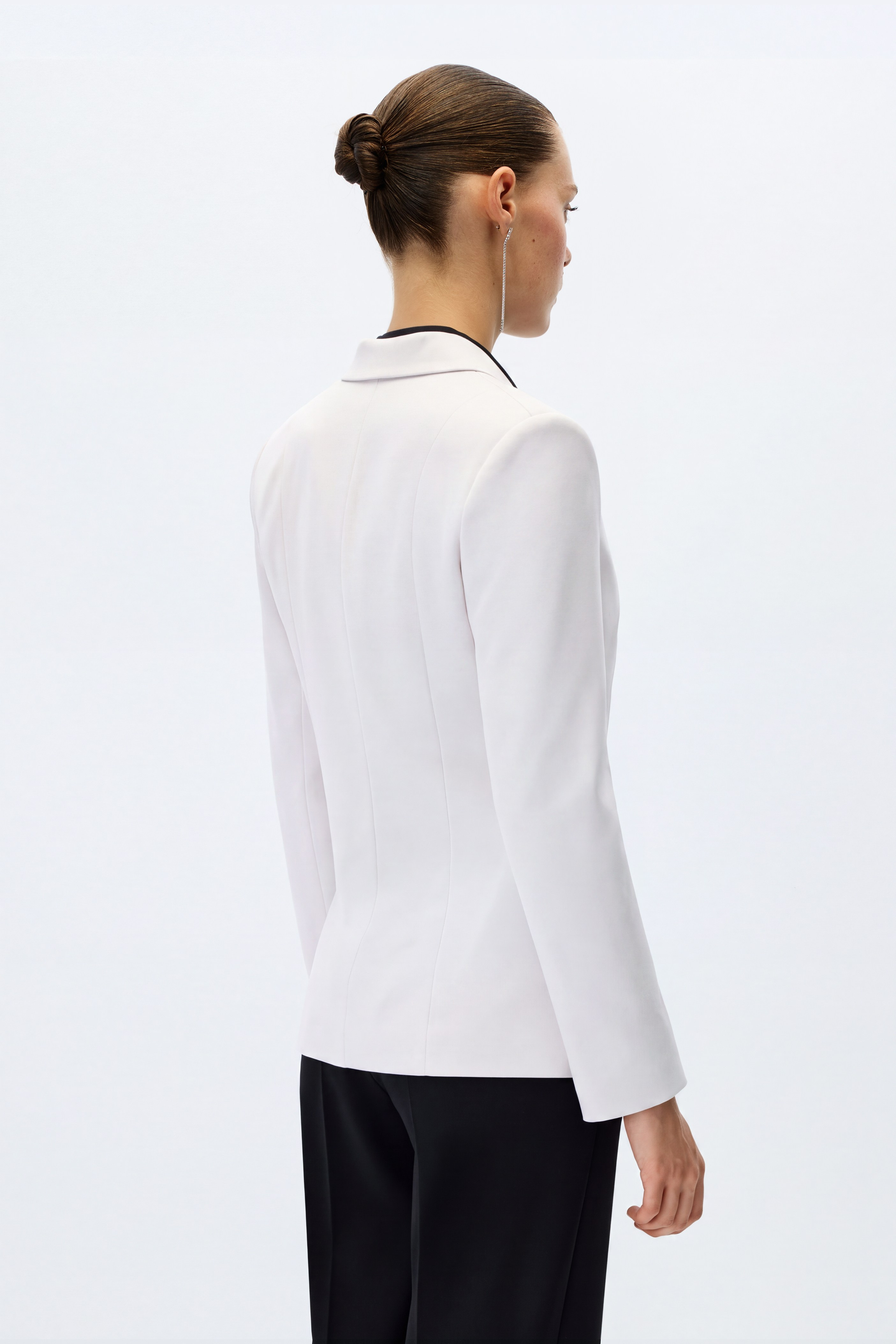 1643-0306 JACKET