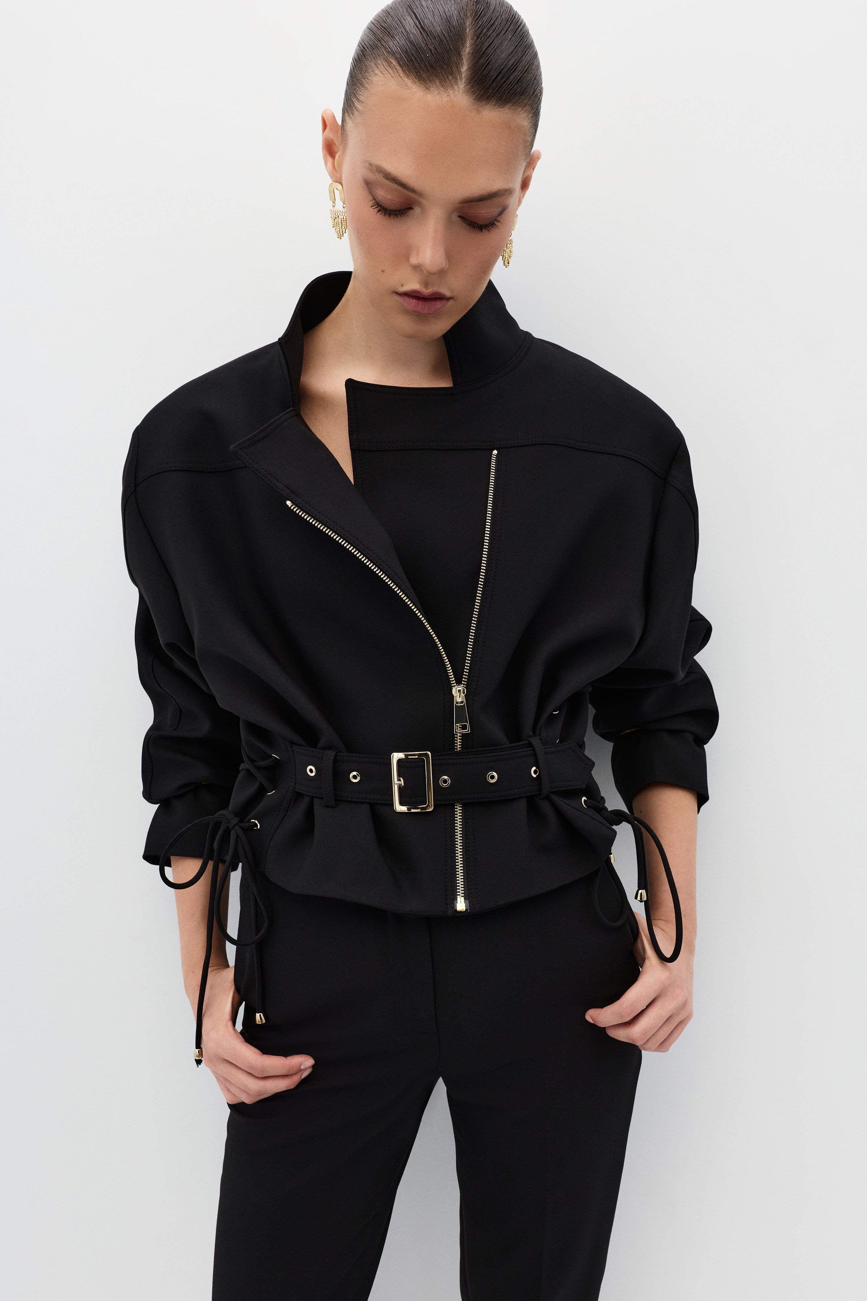 1652-0132 JACKET