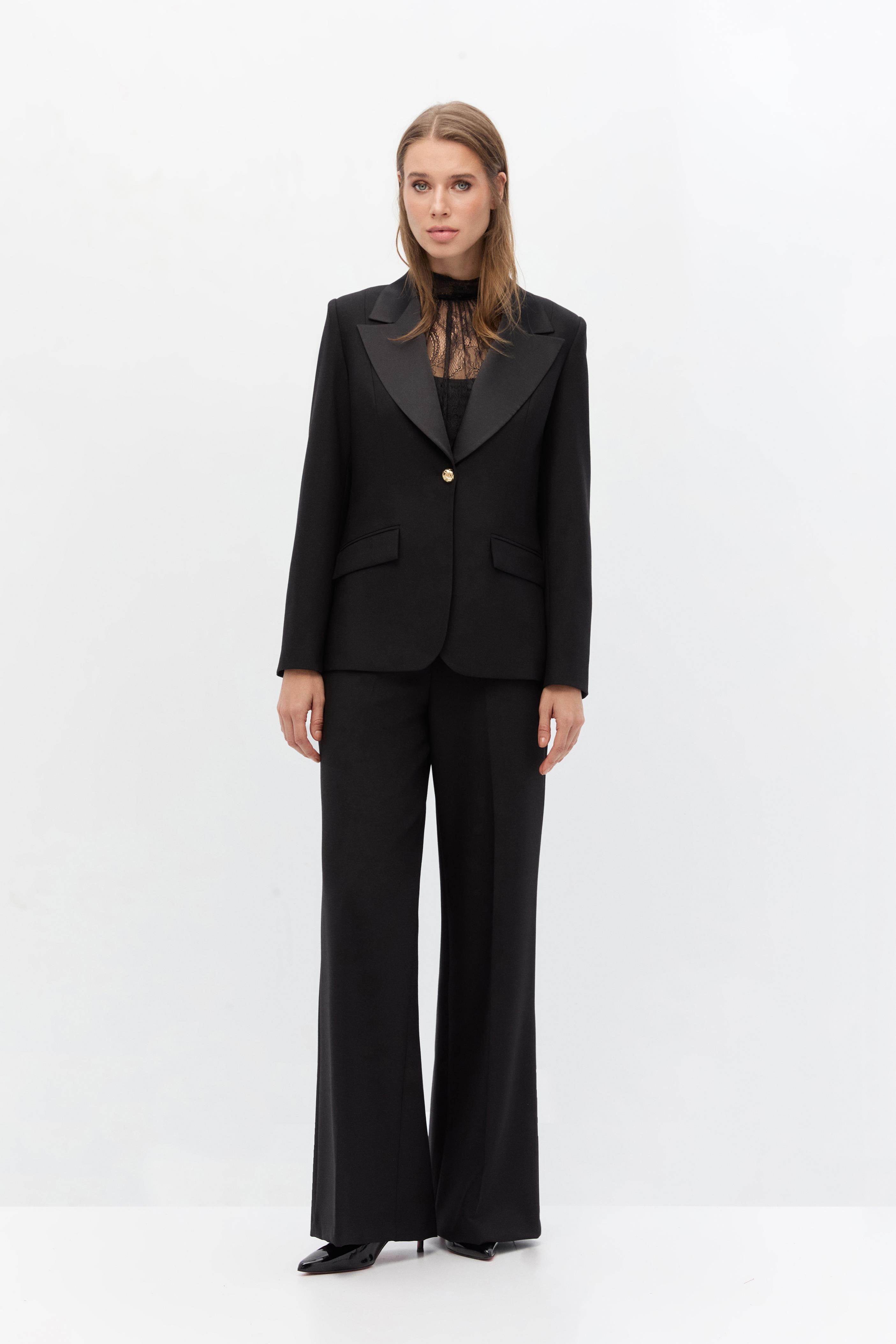 2054-0132 SUIT (P)