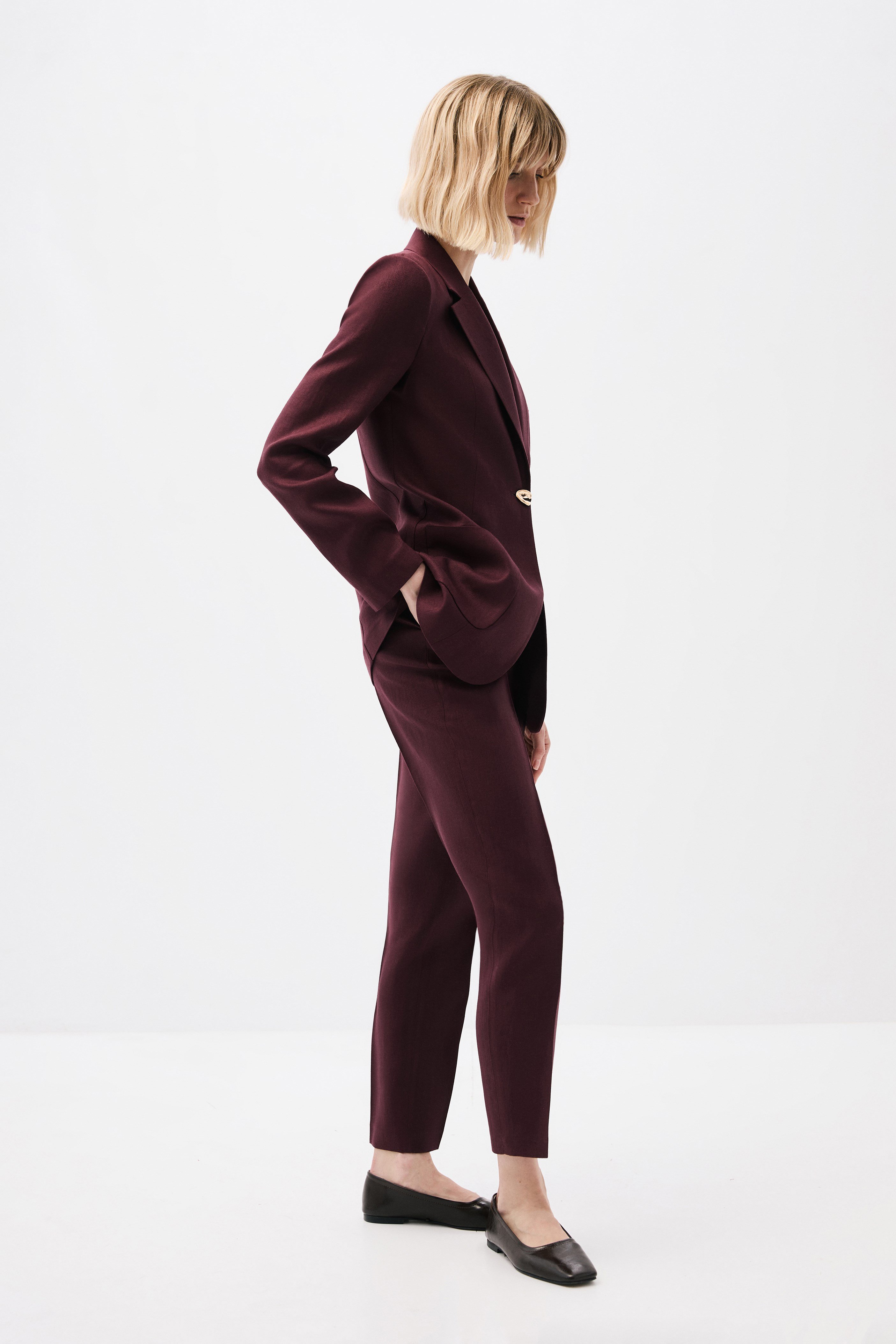 2118-0271 SUIT (P)