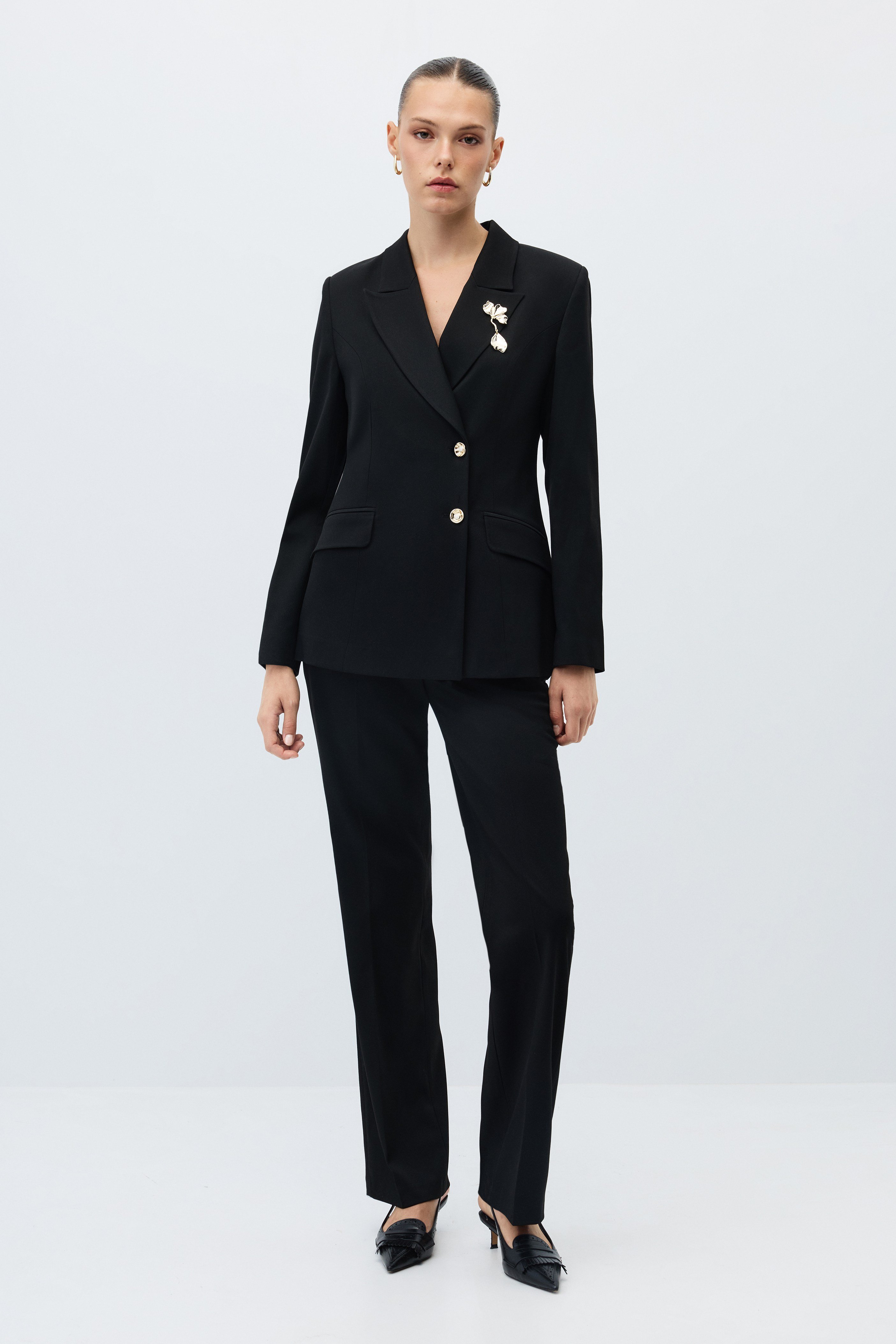 2129-0306 SUIT (P)