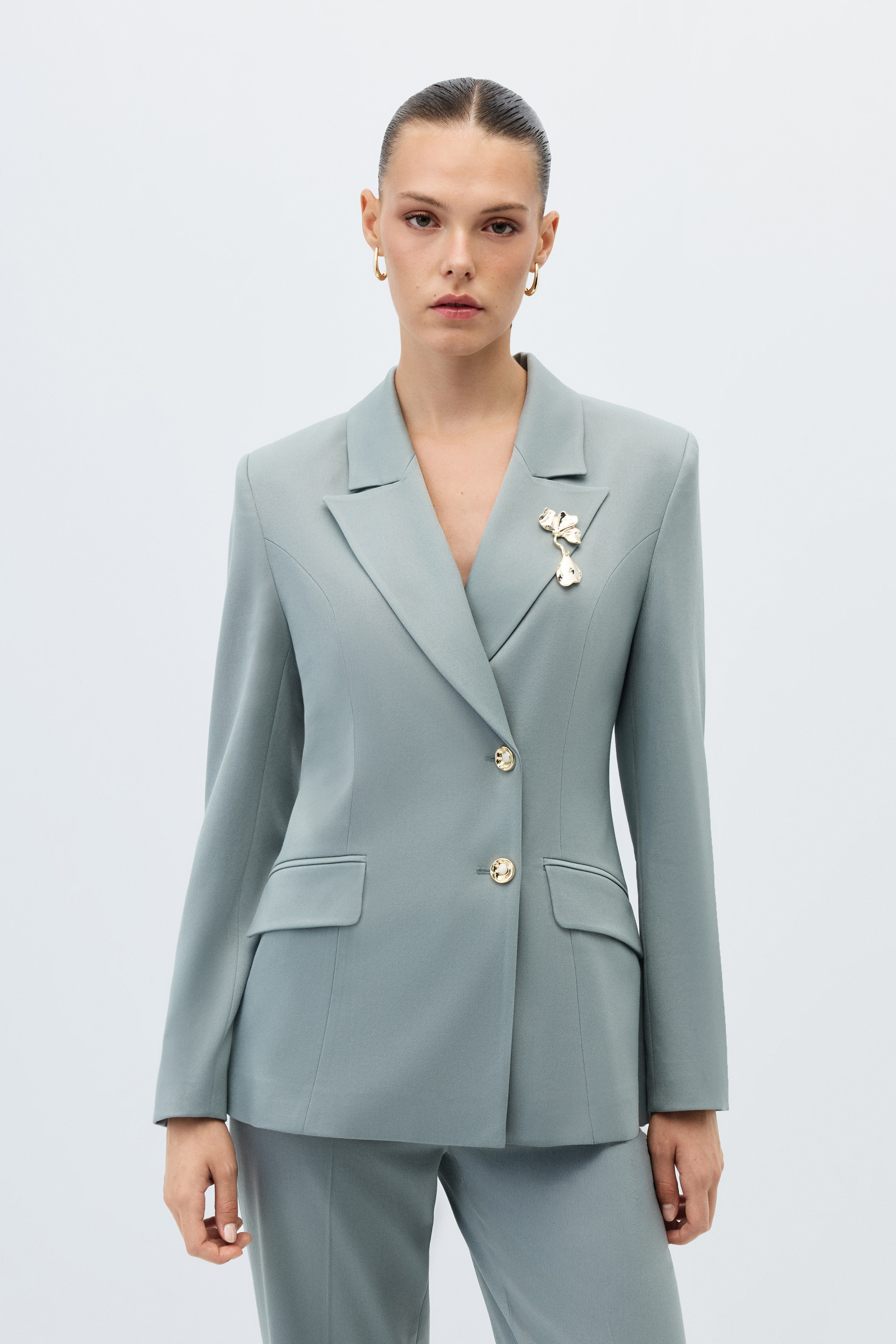 2129-0306 SUIT (P)