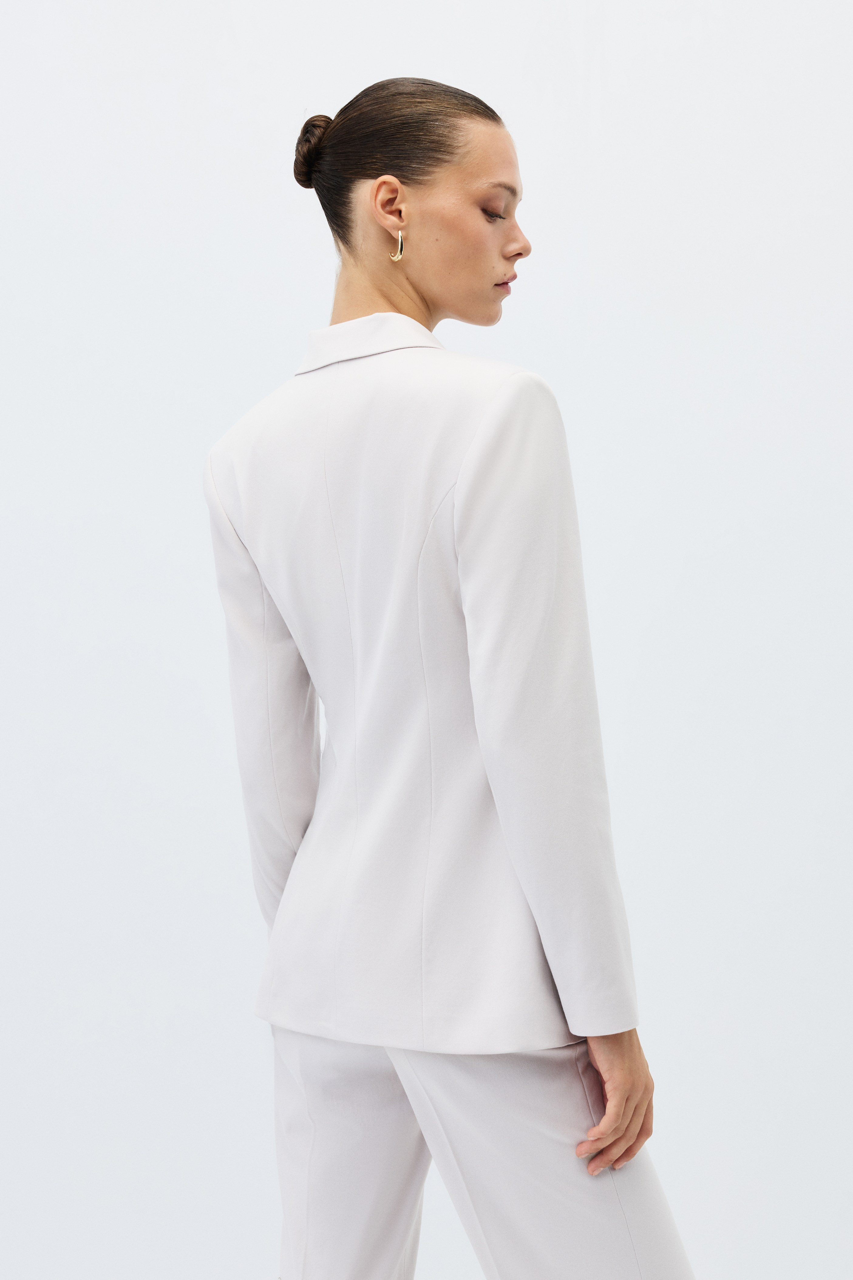 2129-0306 SUIT (P)