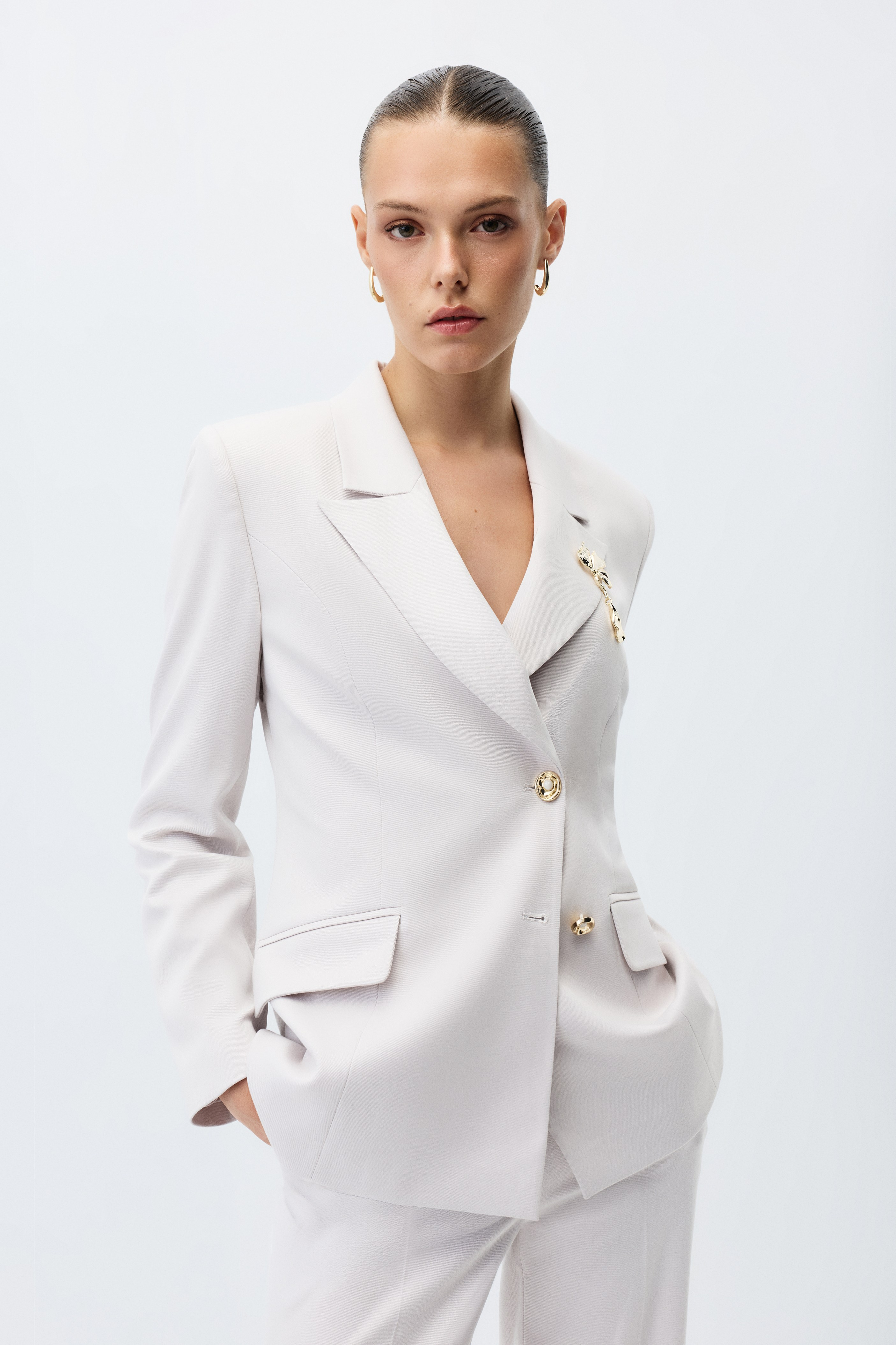 2129-0306 SUIT (P)