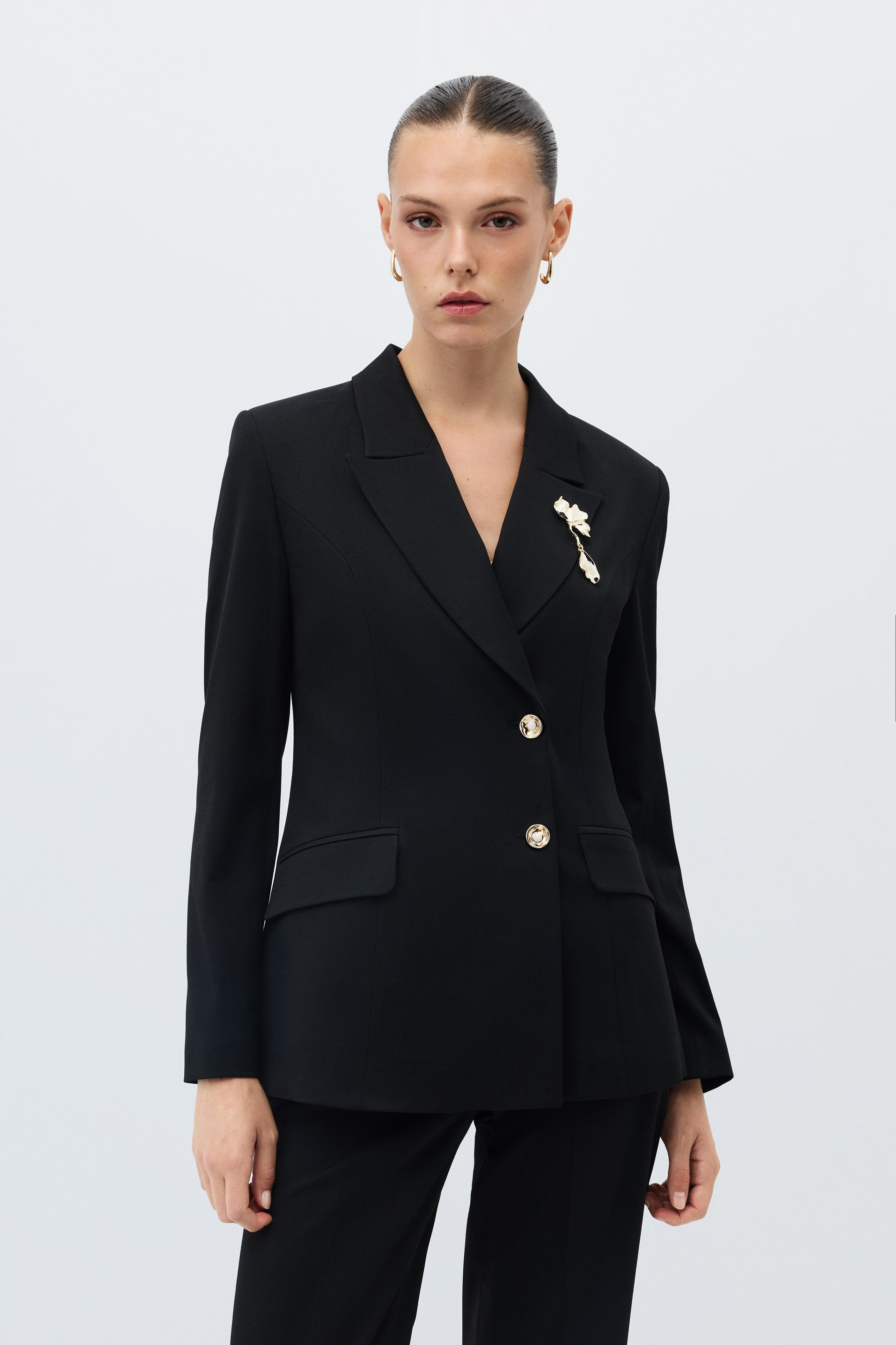 2129-0306 SUIT (P)