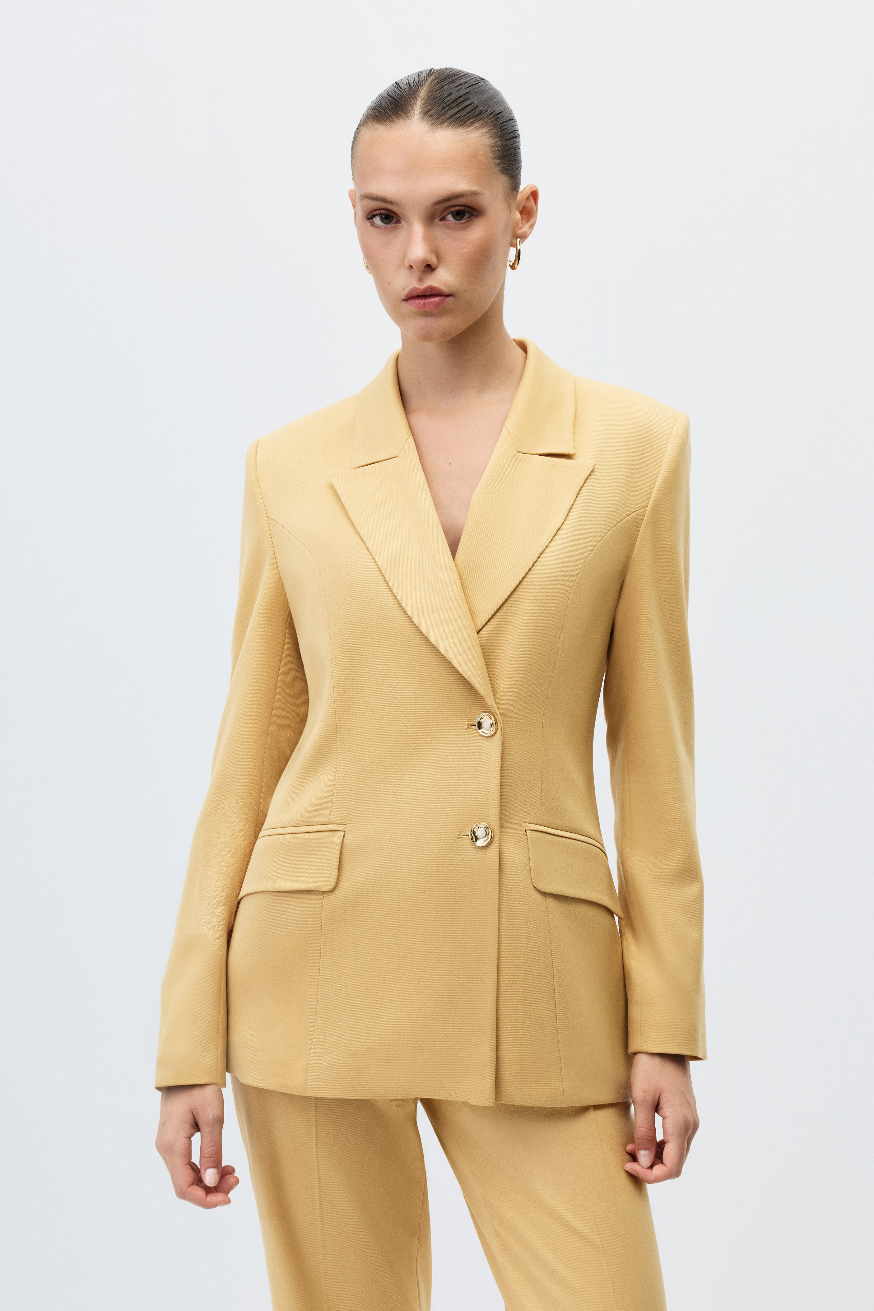 2129-0306 SUIT (P)