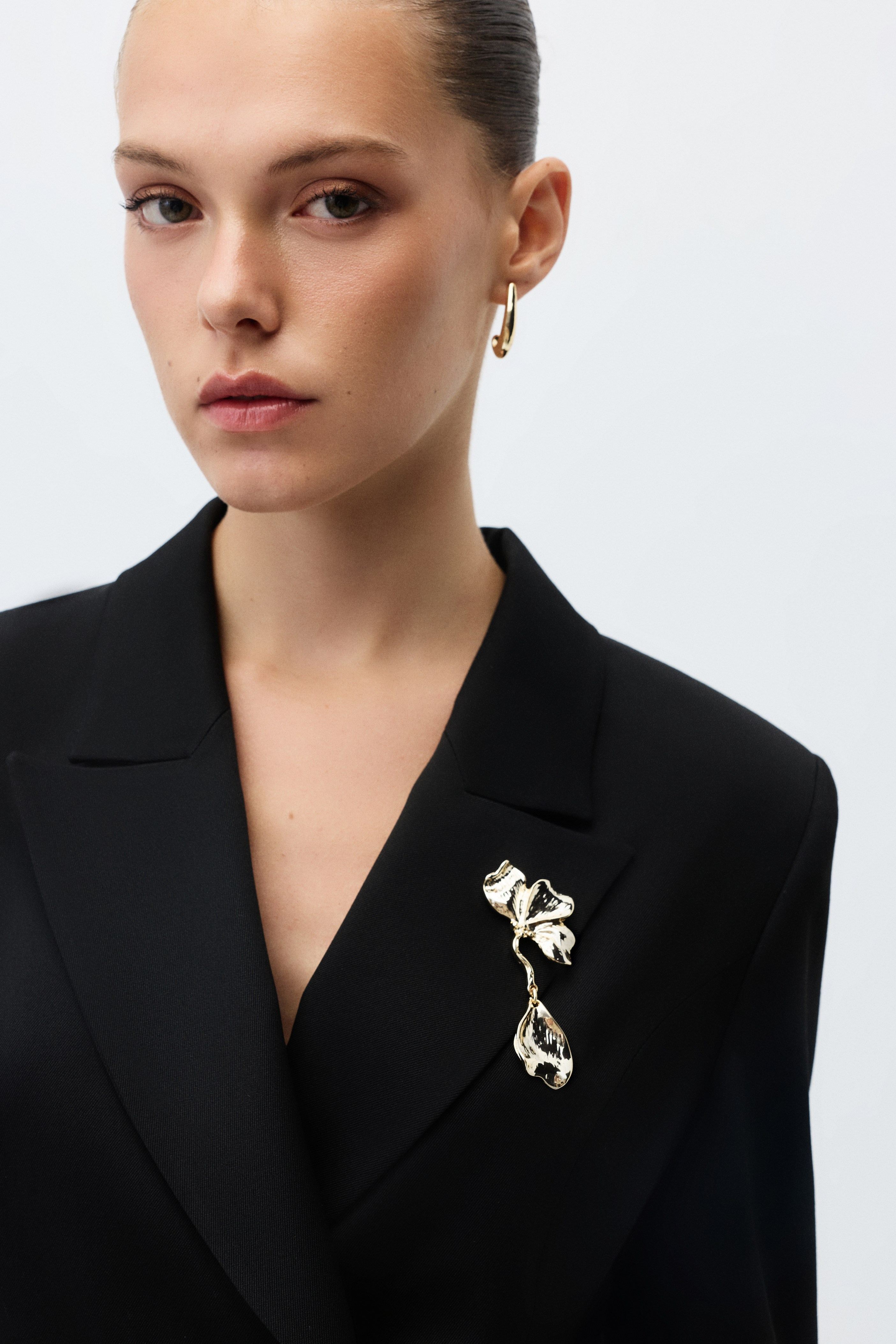 2129-0306 SUIT (P)