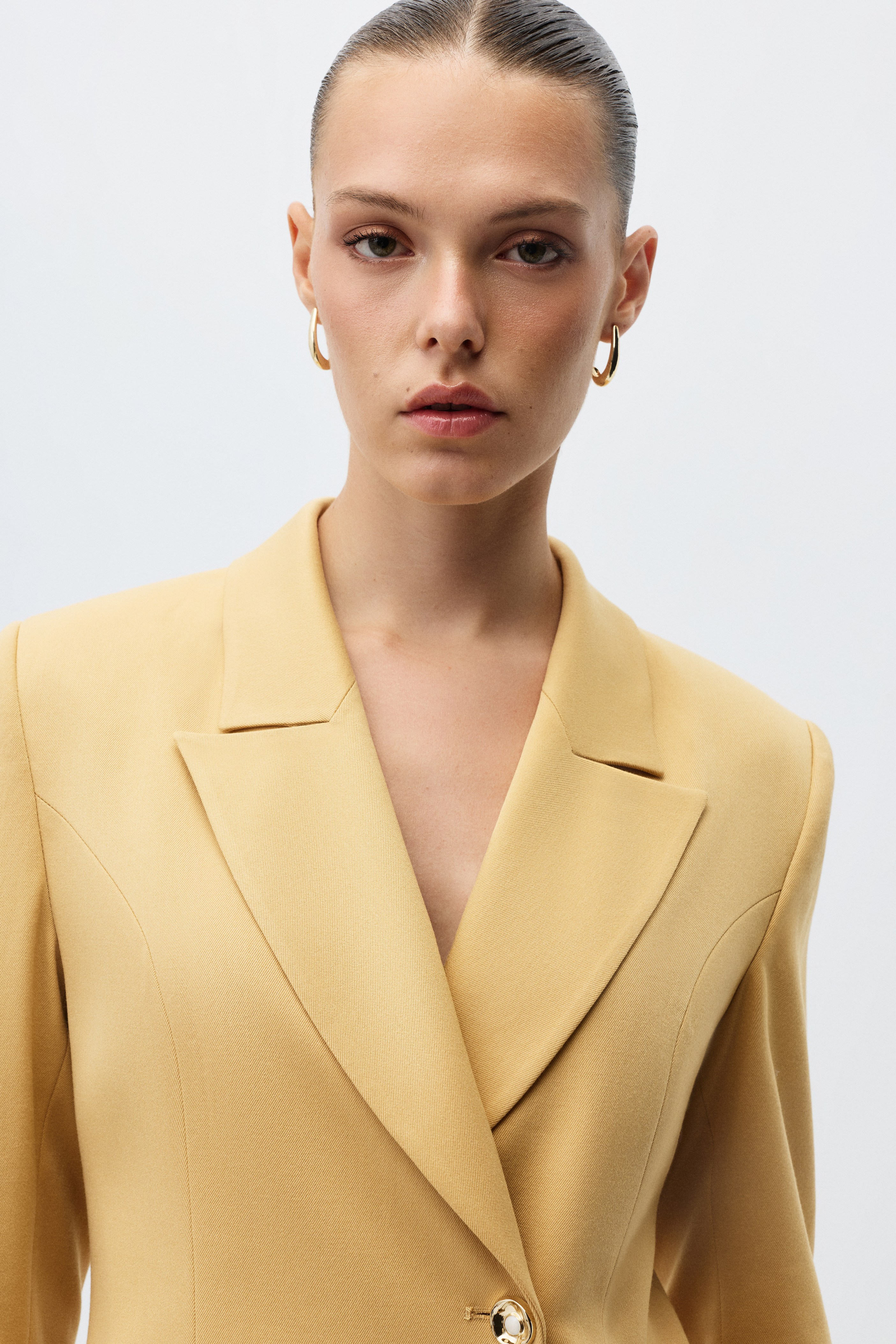2129-0306 SUIT (P)