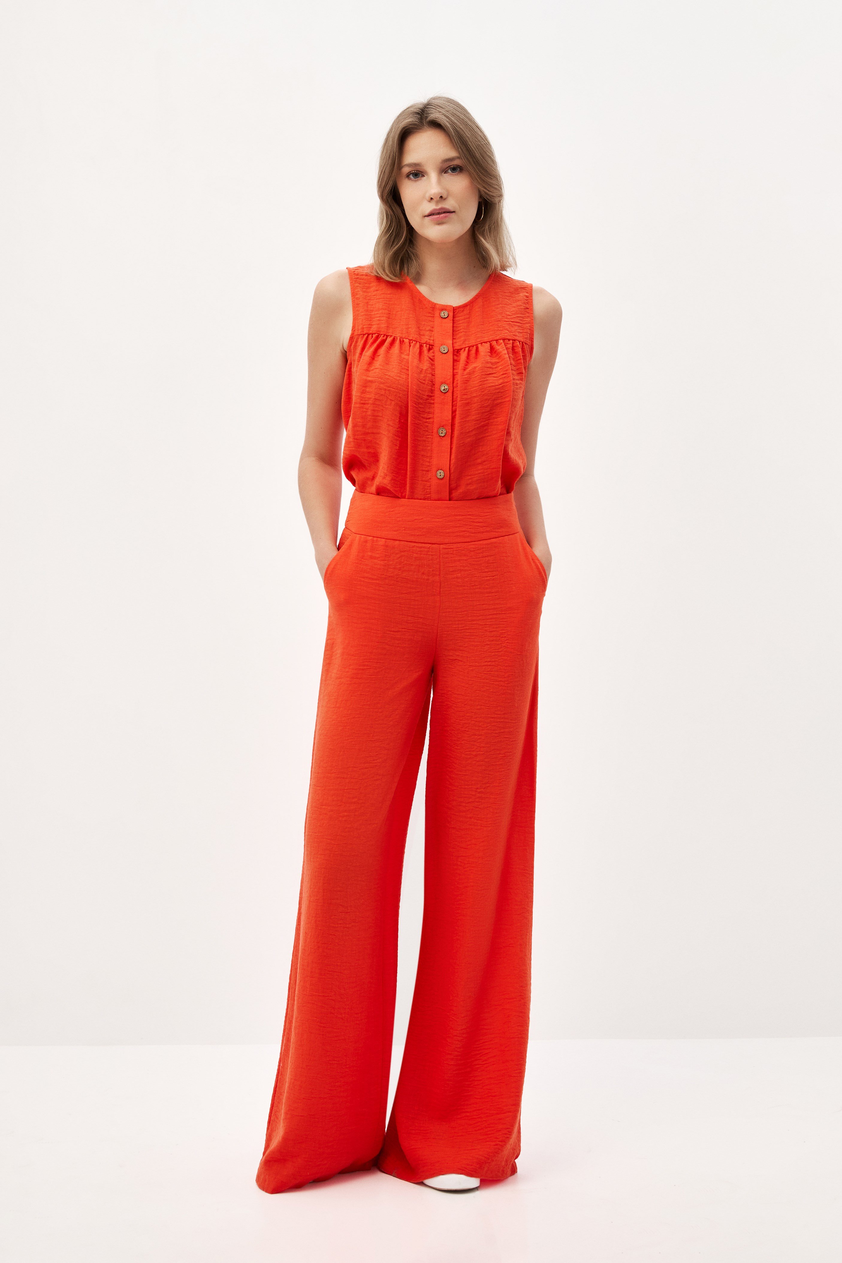 2758-385 SUIT (P)